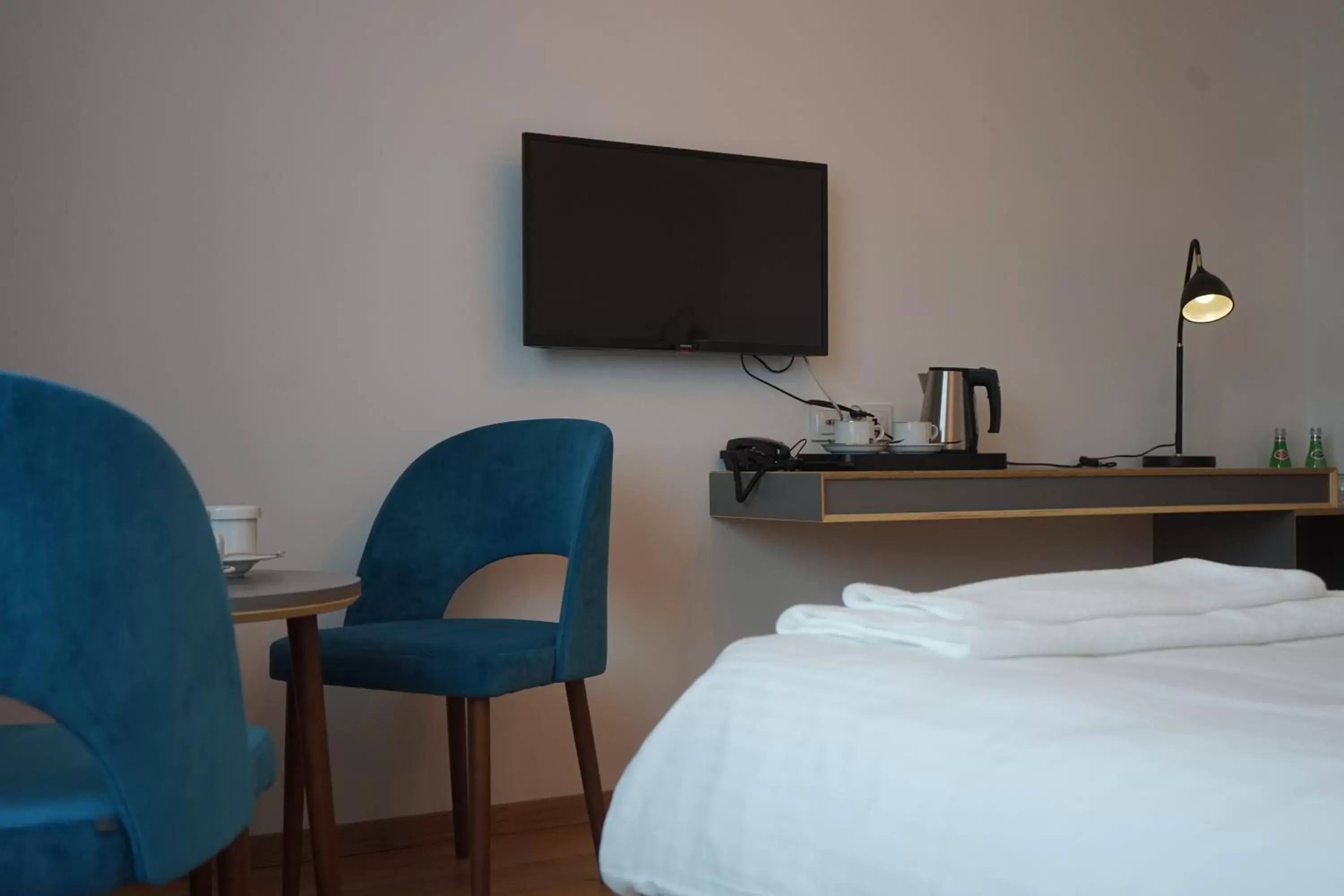 Single Room in HOTEL Art Cafe Single Room in HOTEL Art Cafe