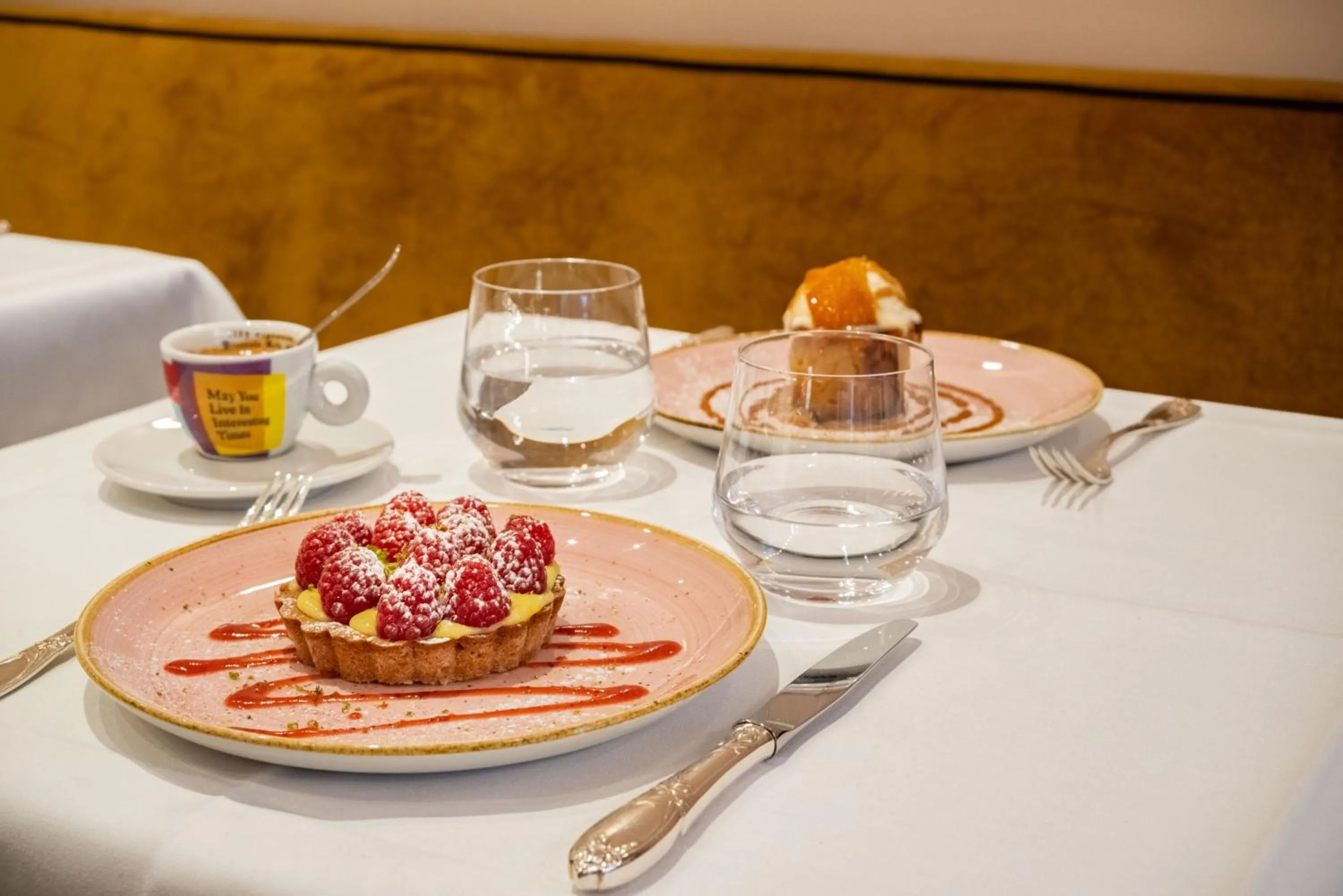 Food and drinks in Hôtel Chateaubriand