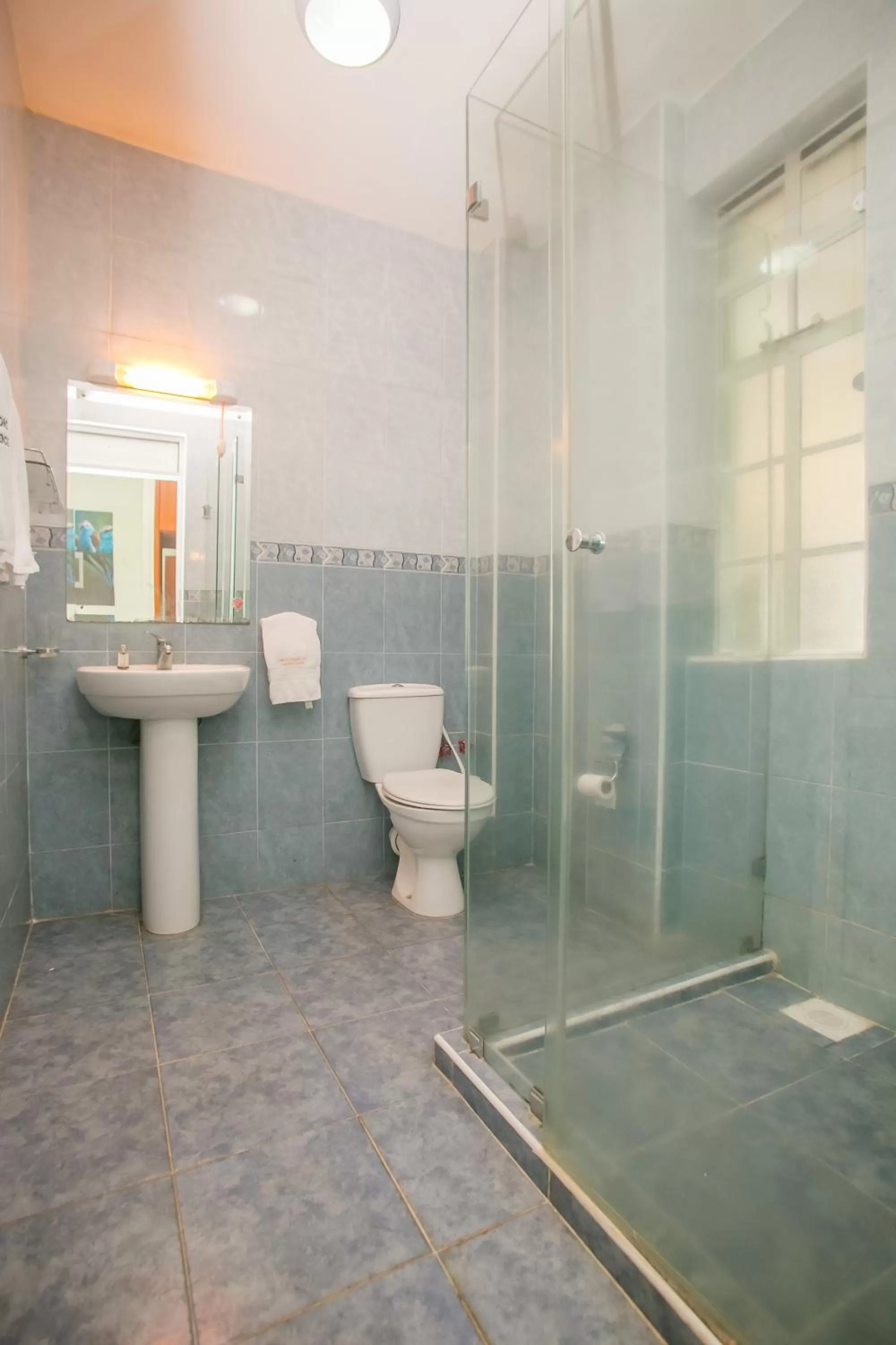 Shower in Desmond Tutu Conference Centre