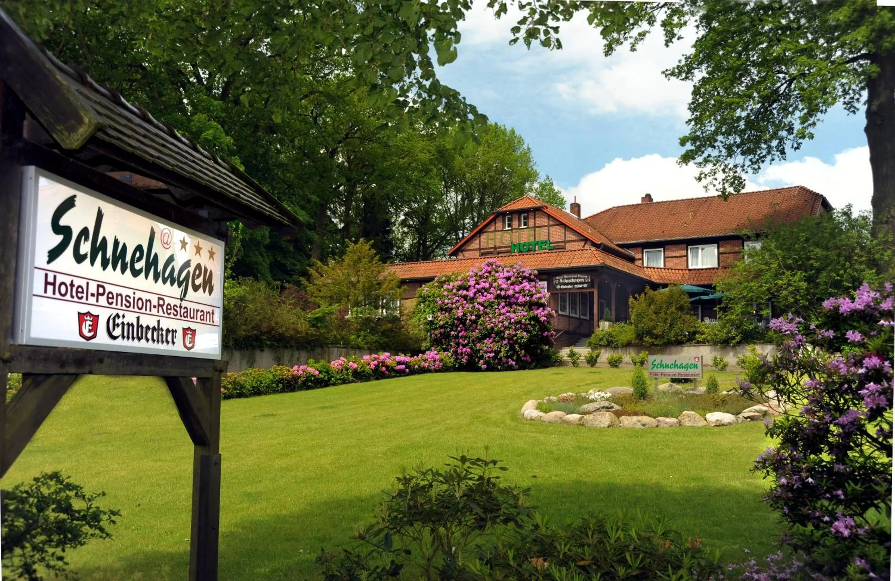 Facade/entrance in Hotel Schnehagen