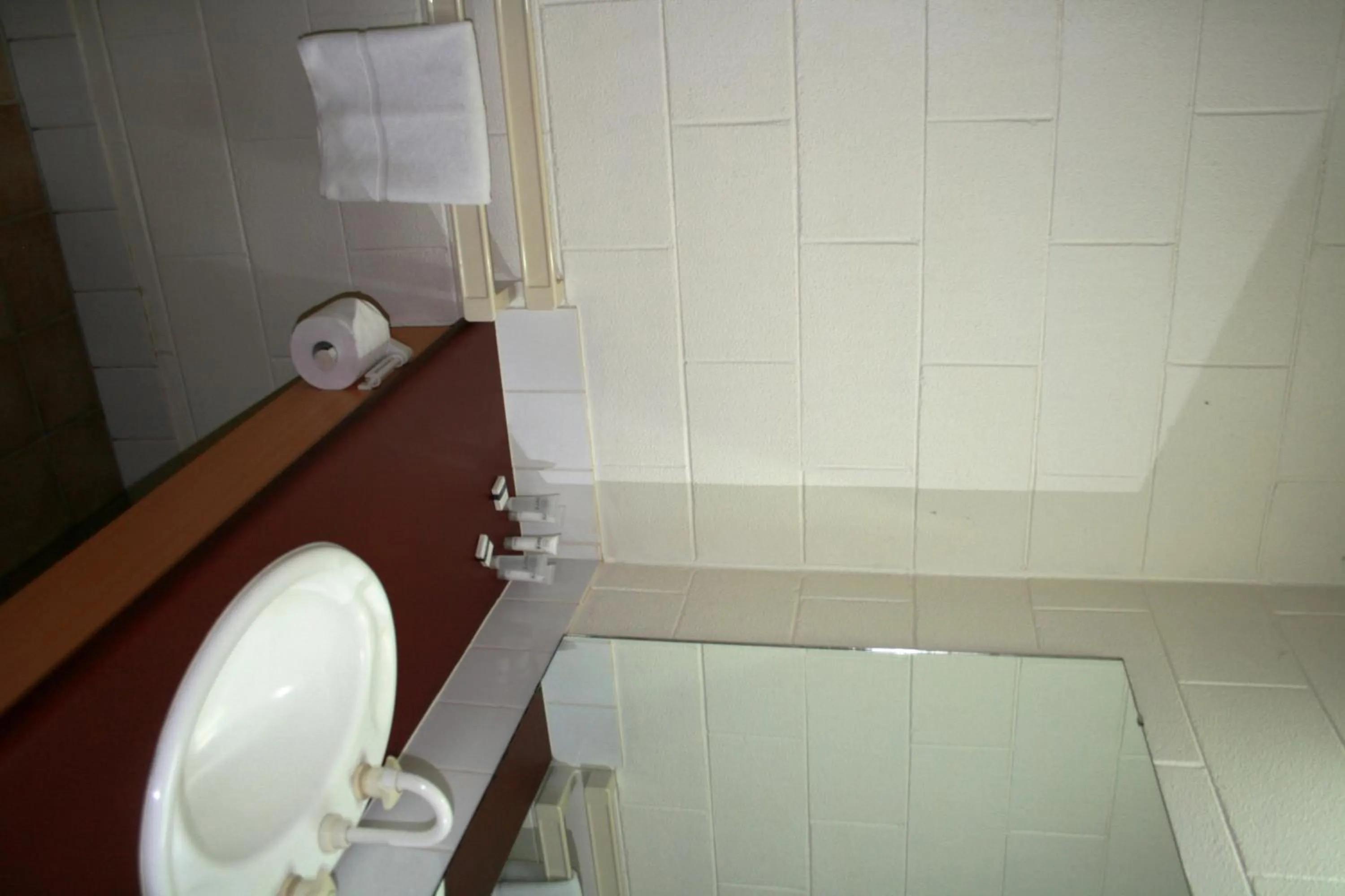 Bathroom in Luma Luma Holiday Apartments