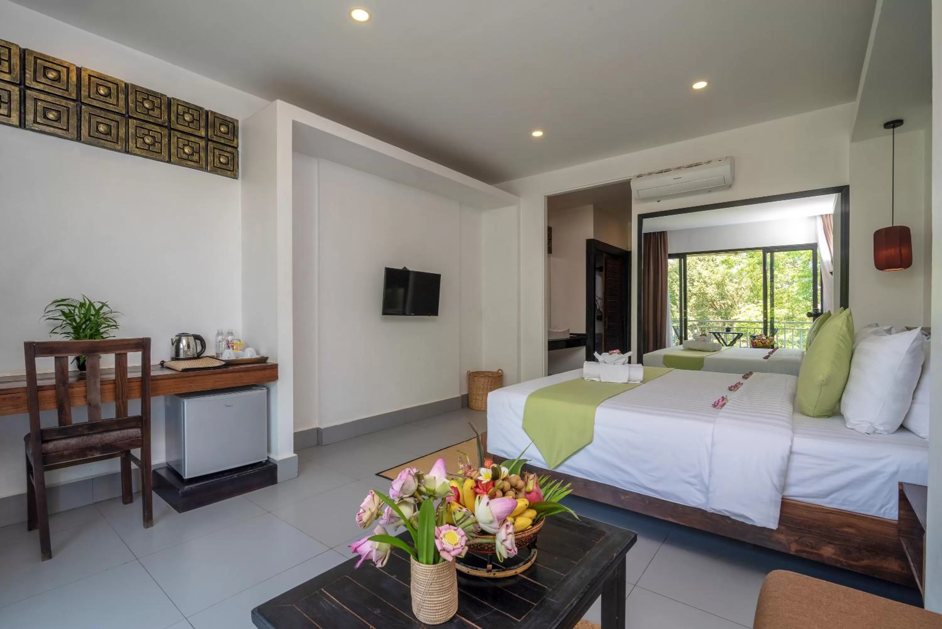 TV and multimedia in Ladear Privilege Rooms