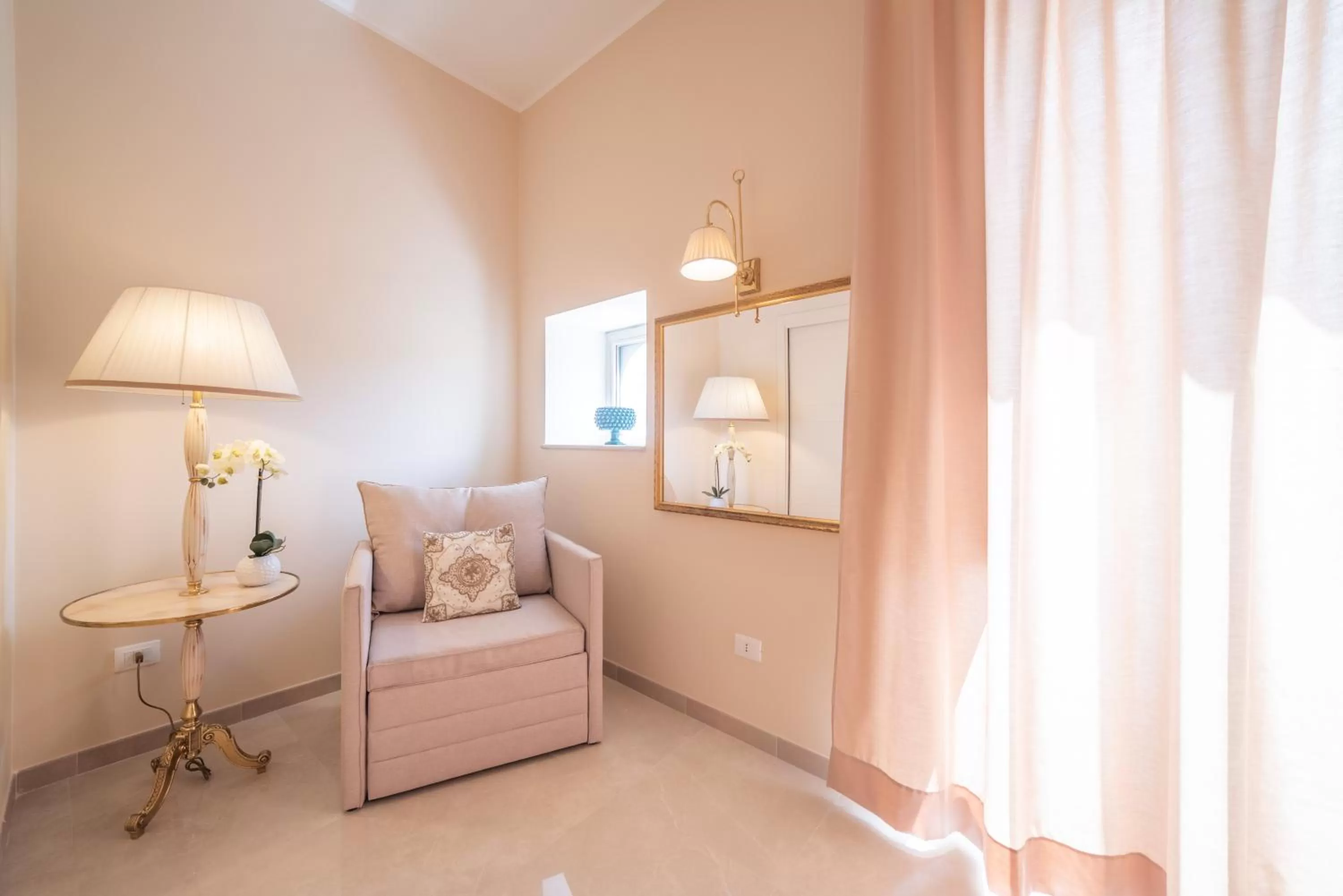 Decorative detail, Bed in Hotel Casa Adele