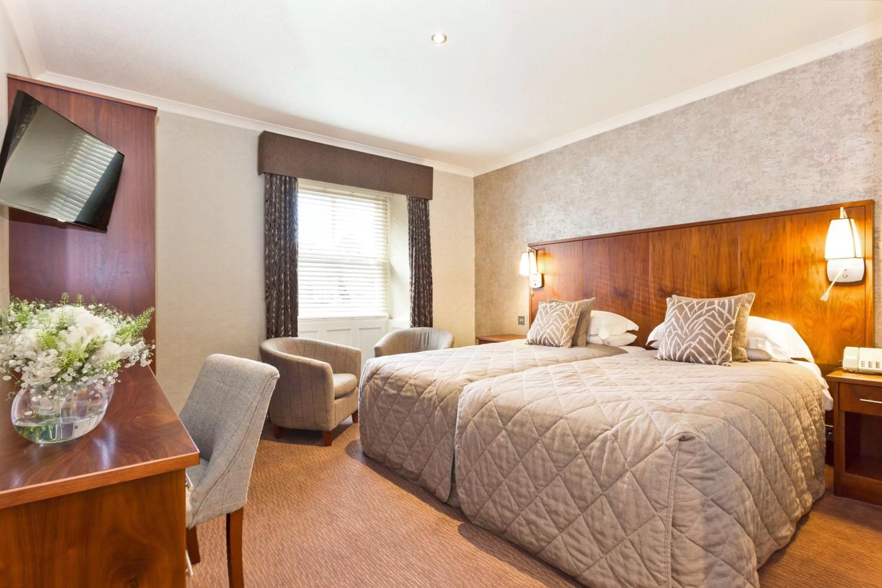 Photo of the whole room, Bed in Ambleside Salutation Hotel & Spa