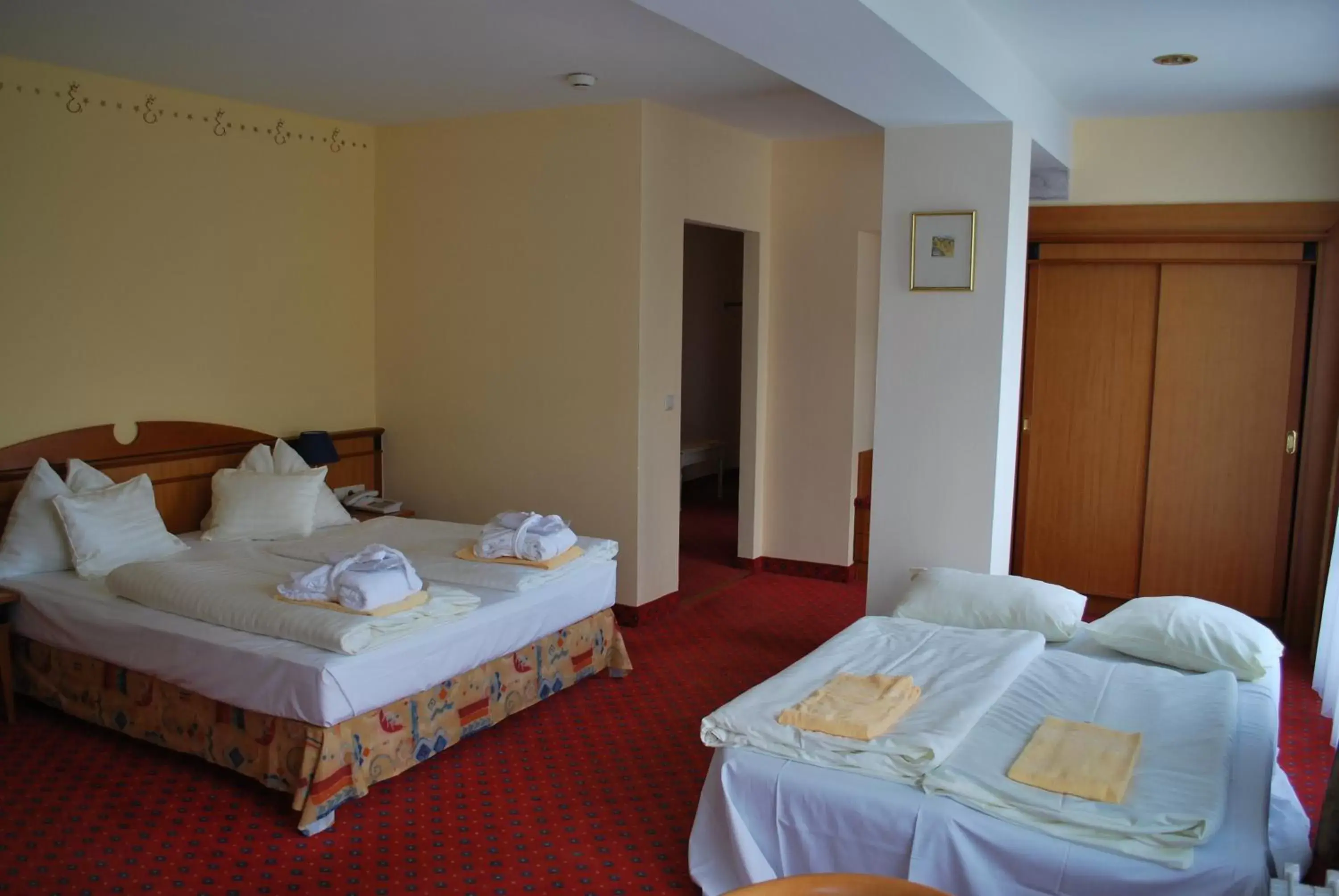 Family Room in Thermal Resort Hotel Elisabethpark Family Room in Thermal Resort Hotel Elisabethpark