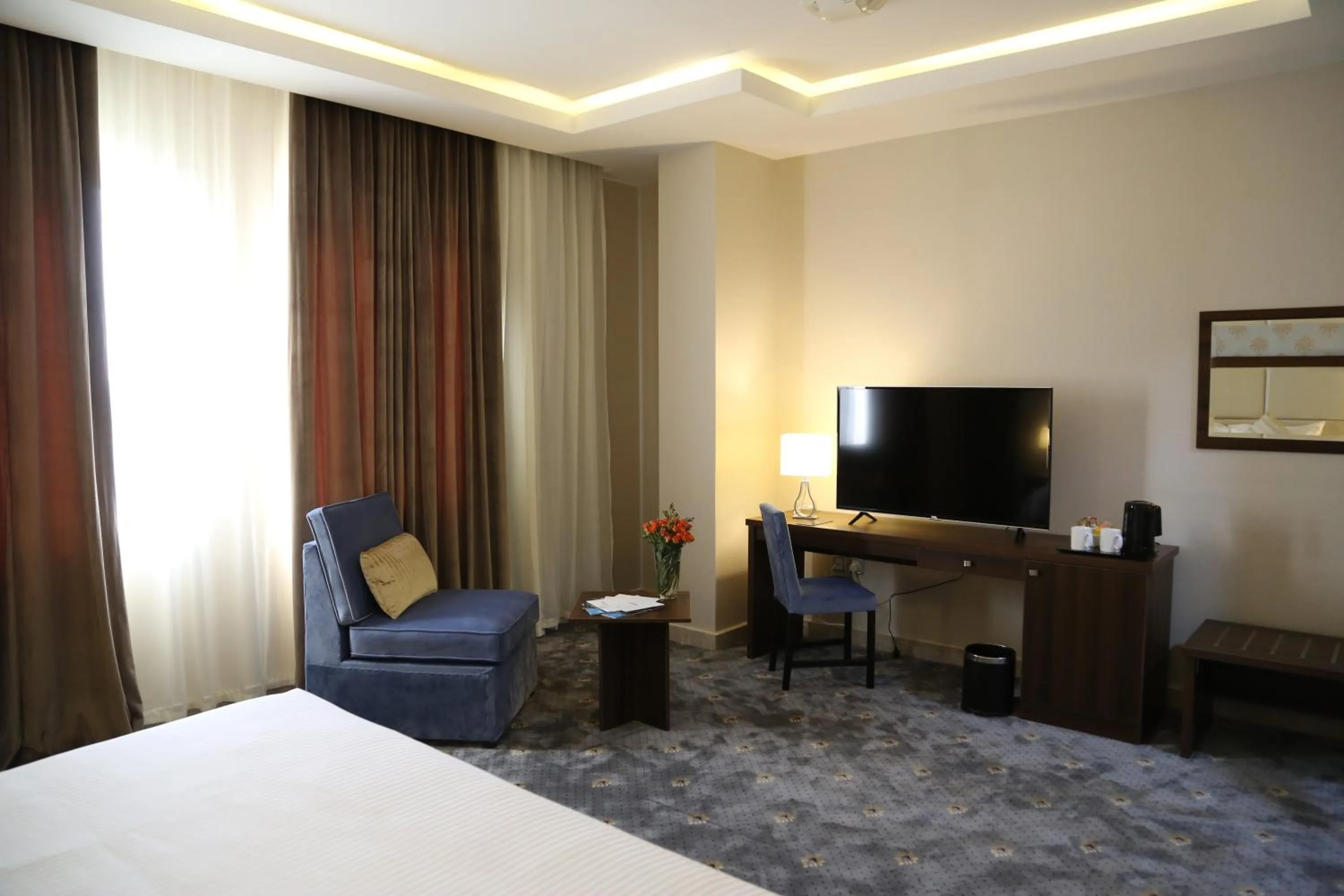 Photo of the whole room, Bed in The Town Hotel Doha