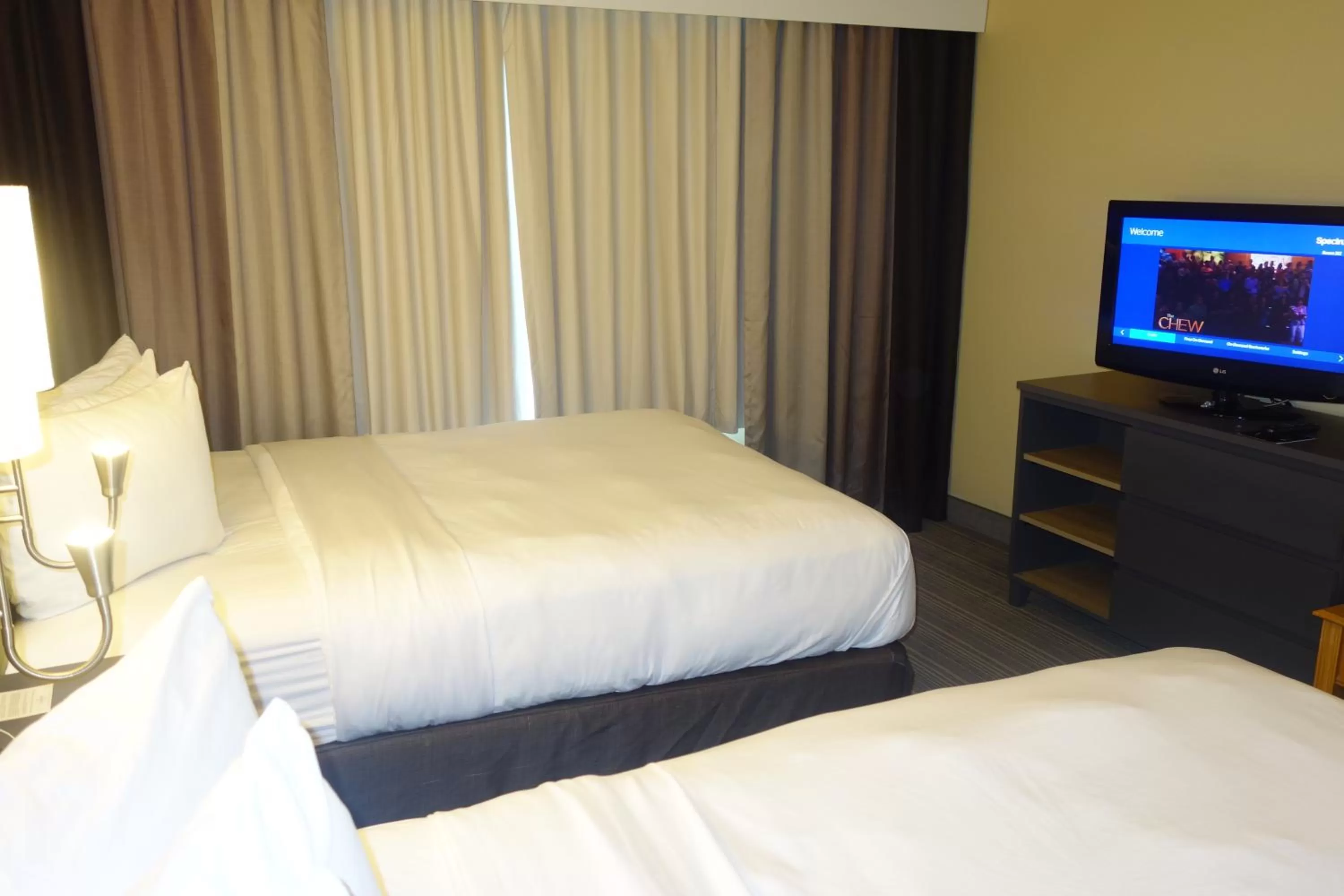 Photo of the whole room, Bed in Country Inn & Suites by Radisson, Burlington Elon , NC