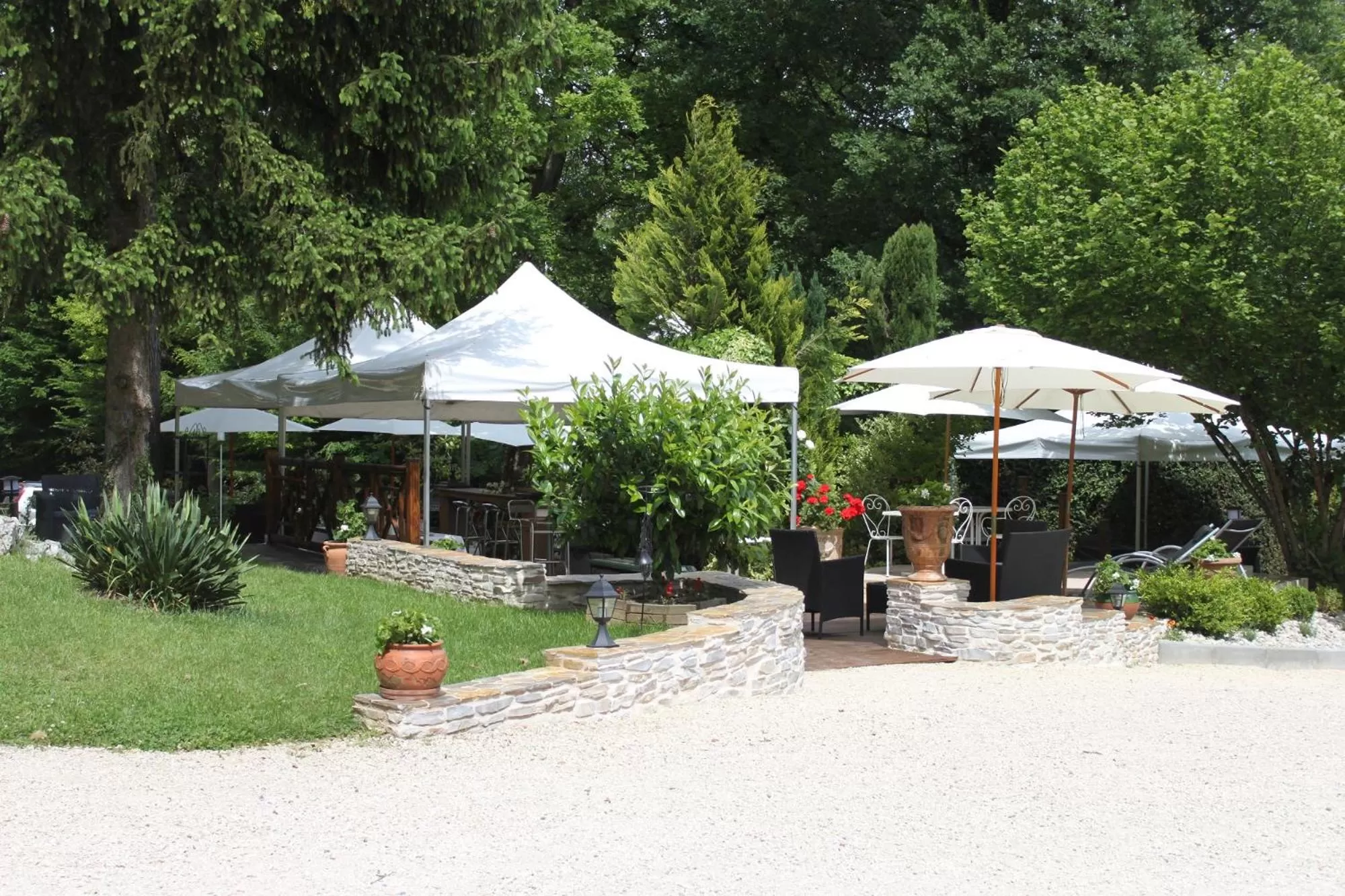 Patio in La Garenne de Morestel