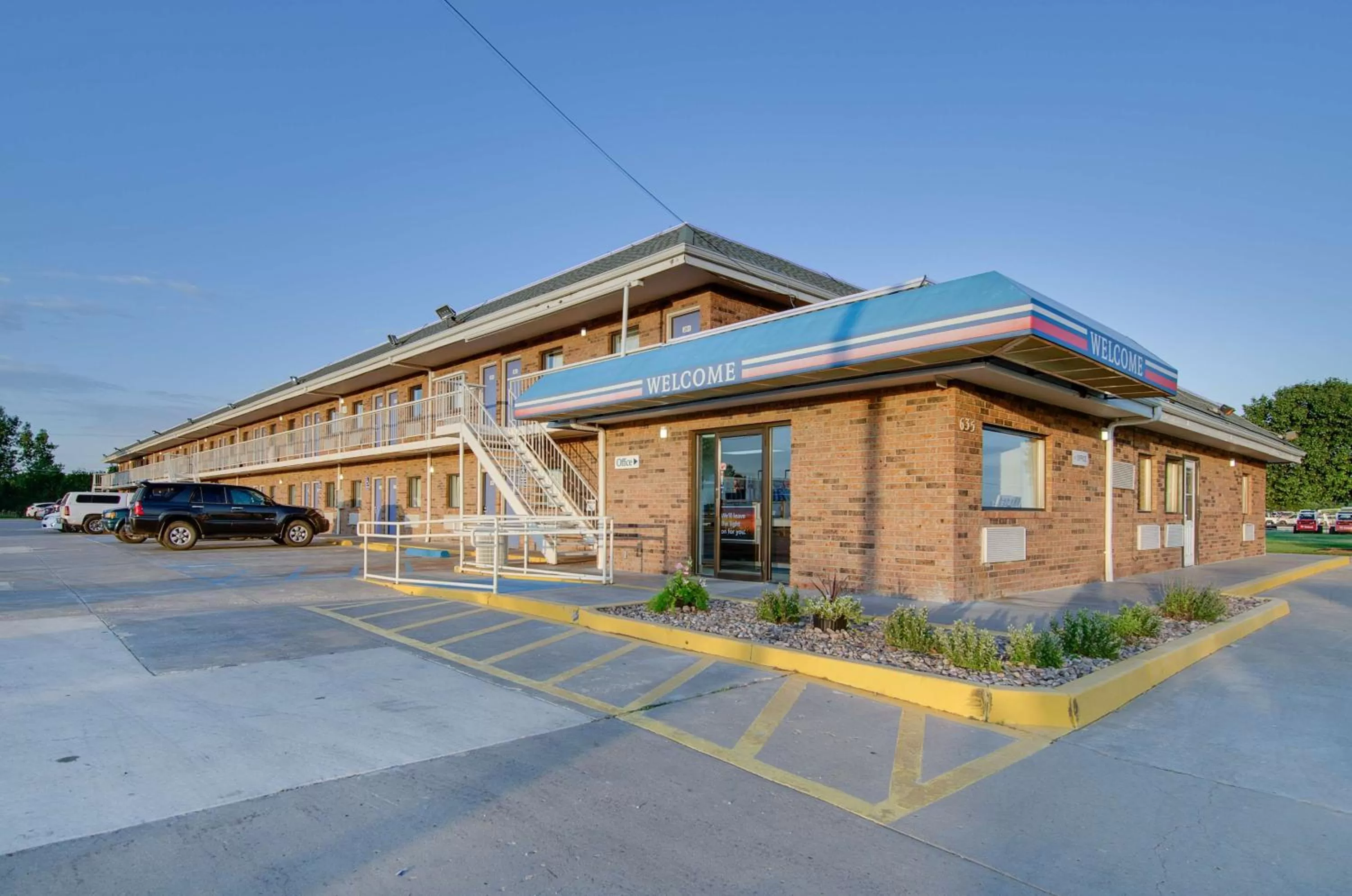 Property building in Motel 6-Salina, KS