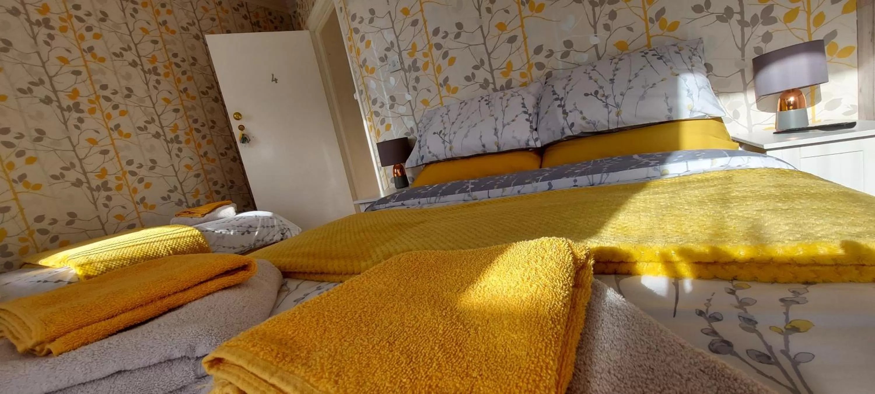 Bed in Daffodil Guest House