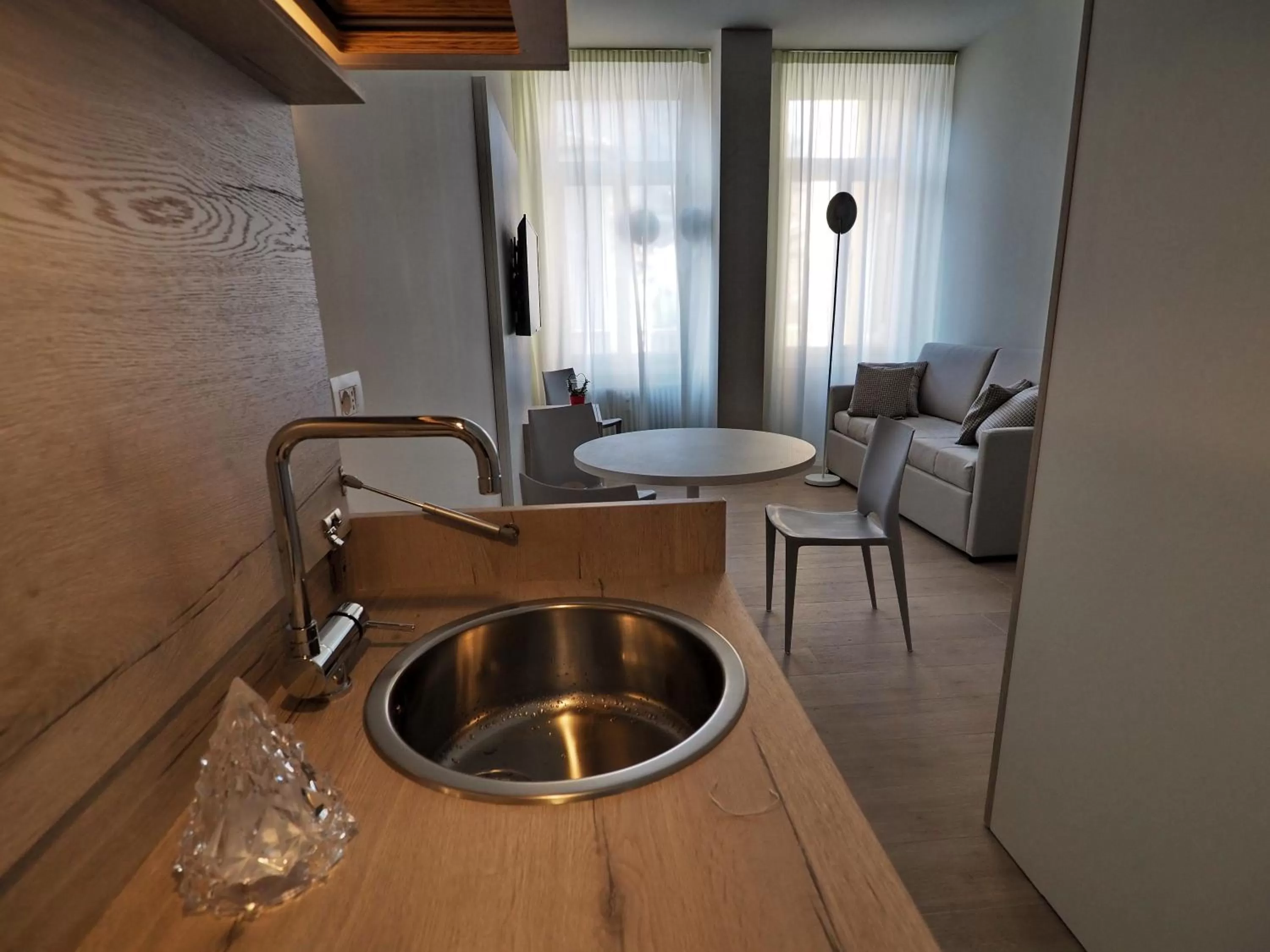 Shower in Albergo Accademia