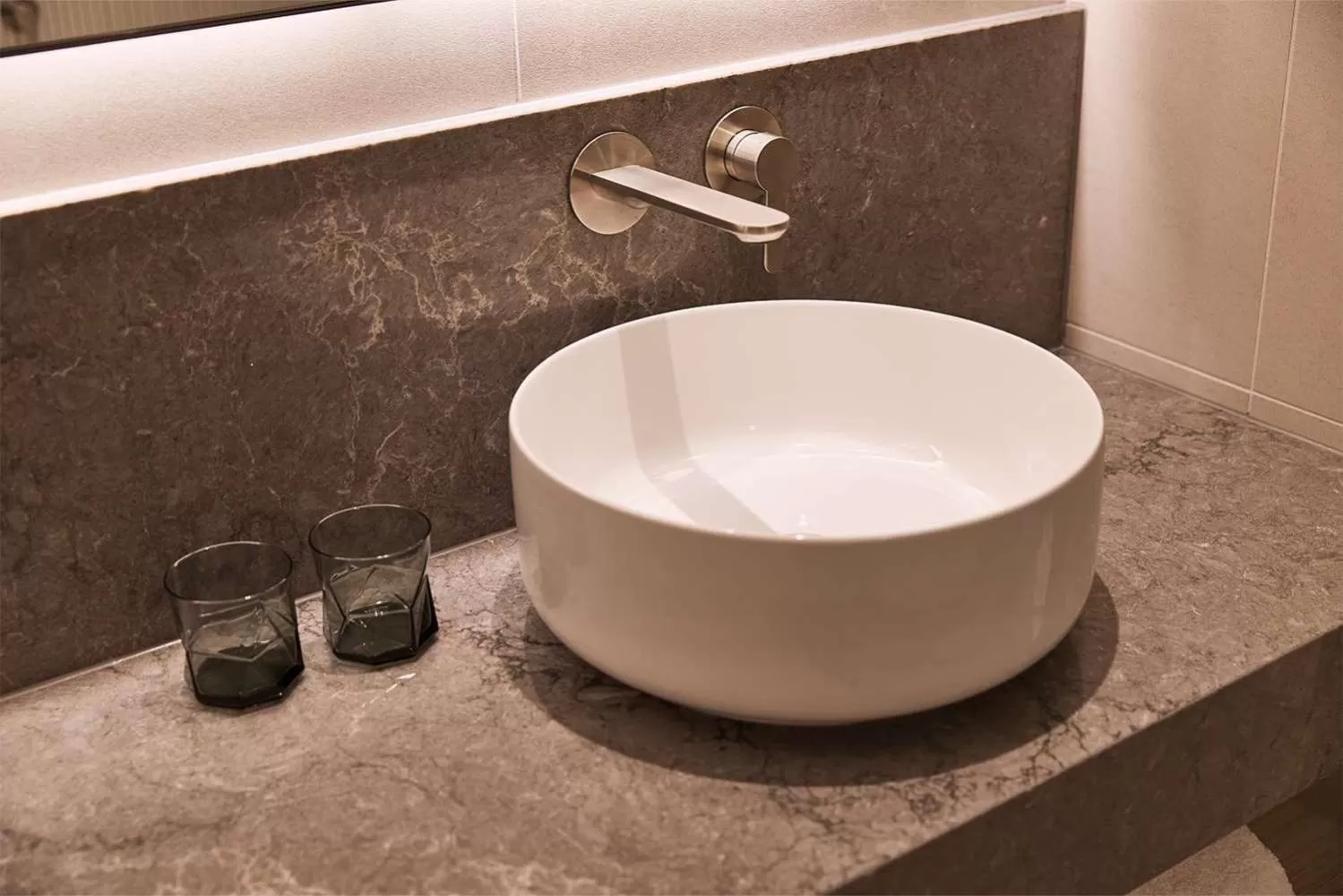 Bathroom in Rydges Melbourne