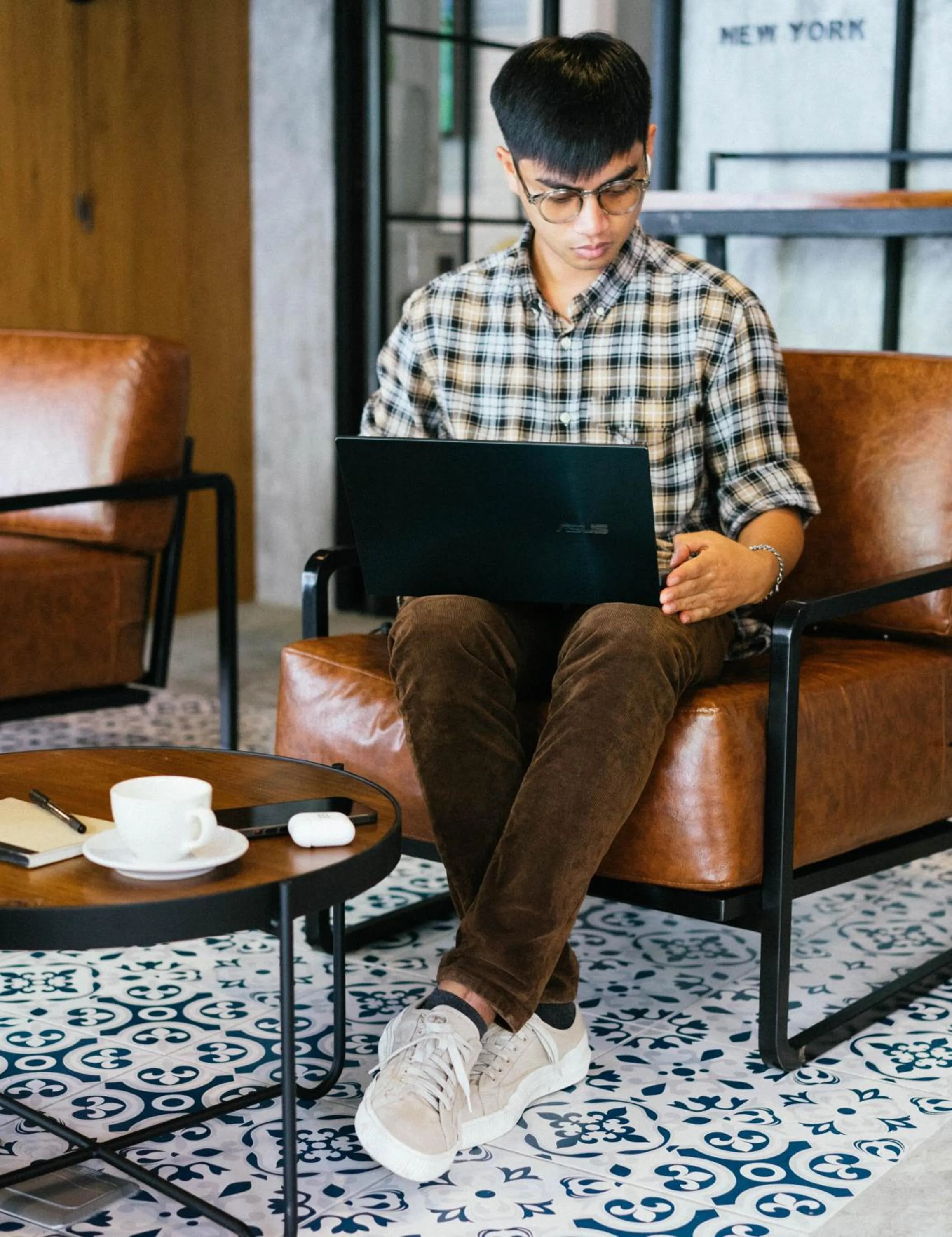 People in BH Baan Paradise Hotel Patong
