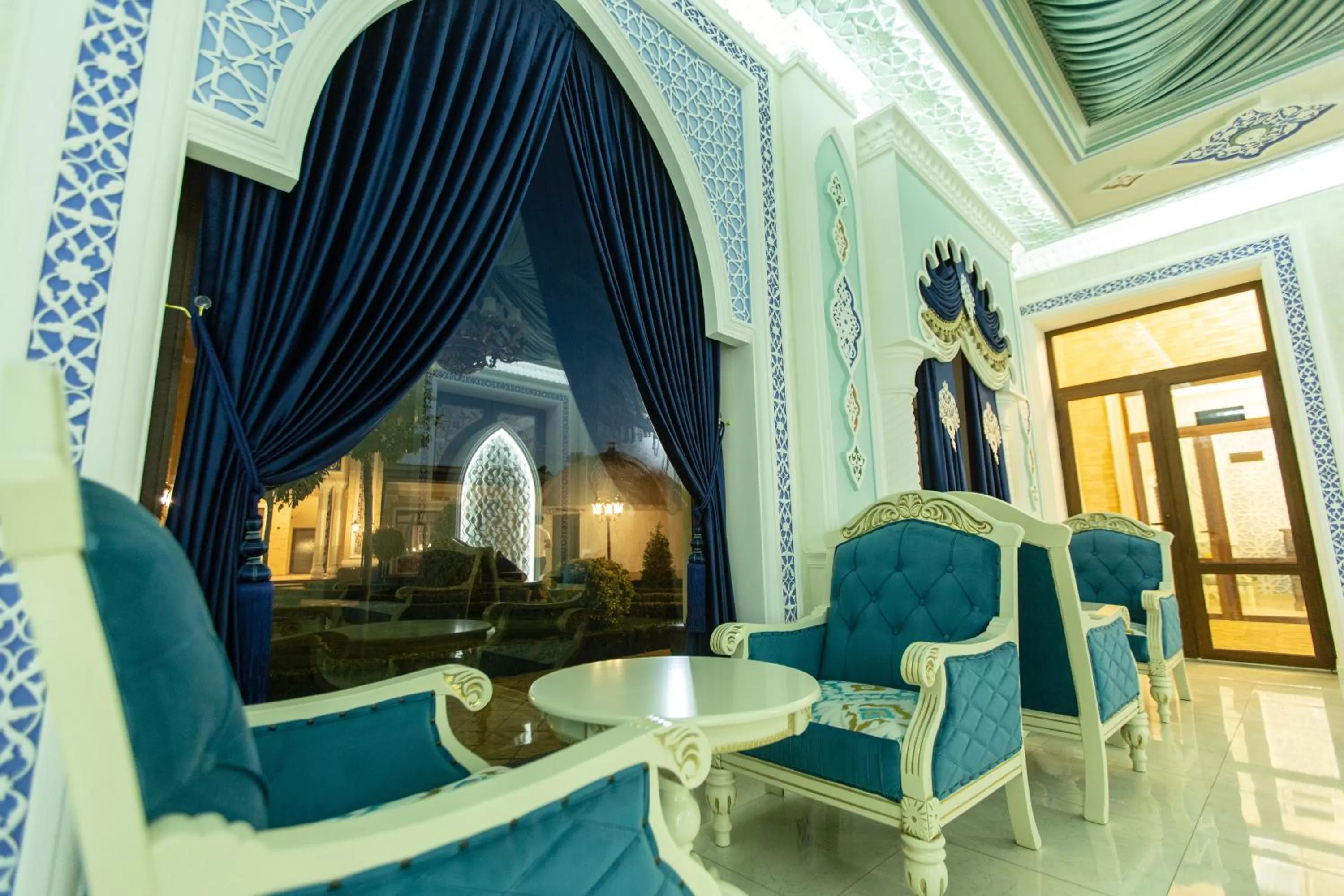 Living room in Mirzo Boutique Hotel