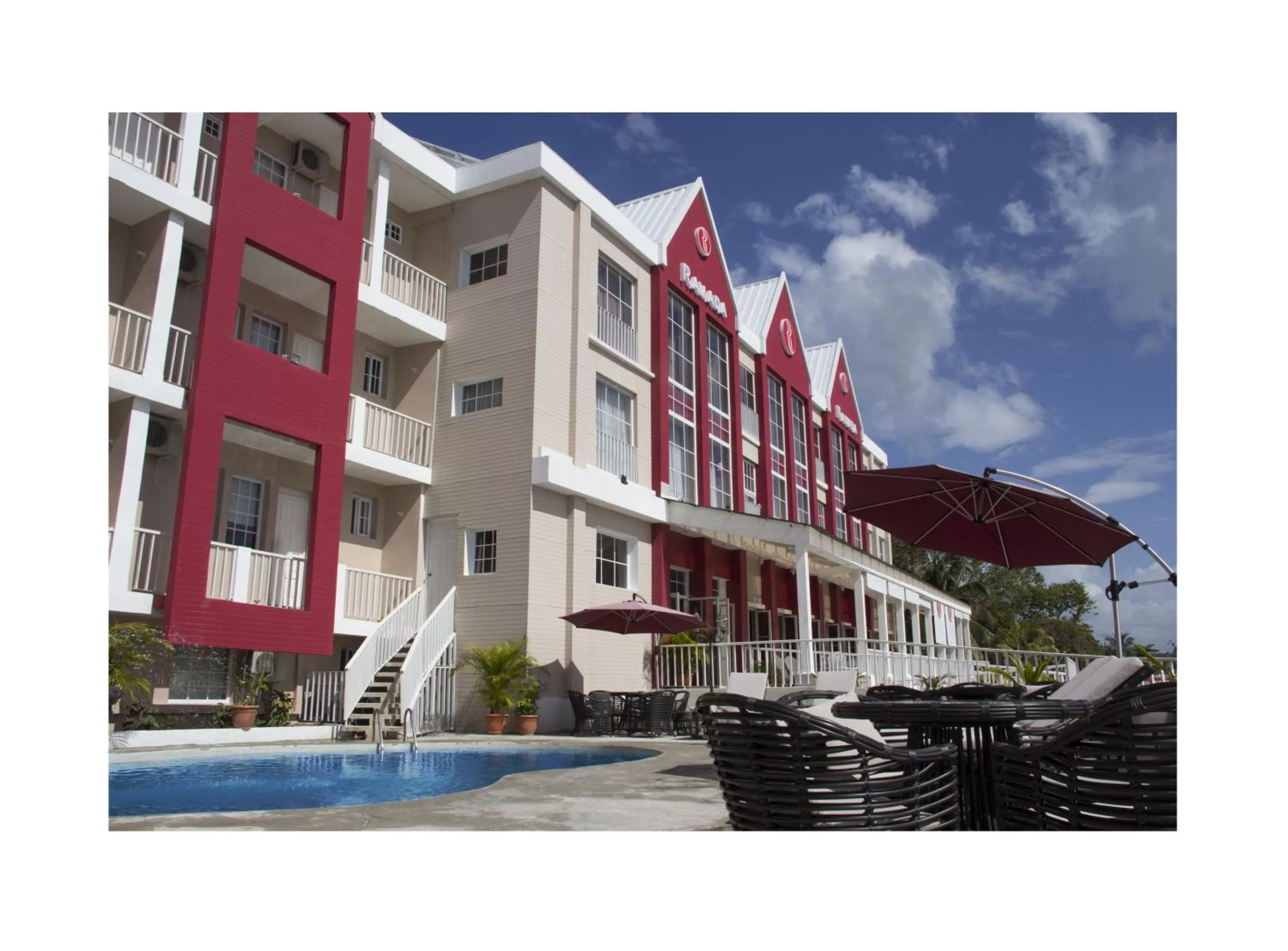 Swimming pool in Ramada by Wyndham Tikal Isla de Flores