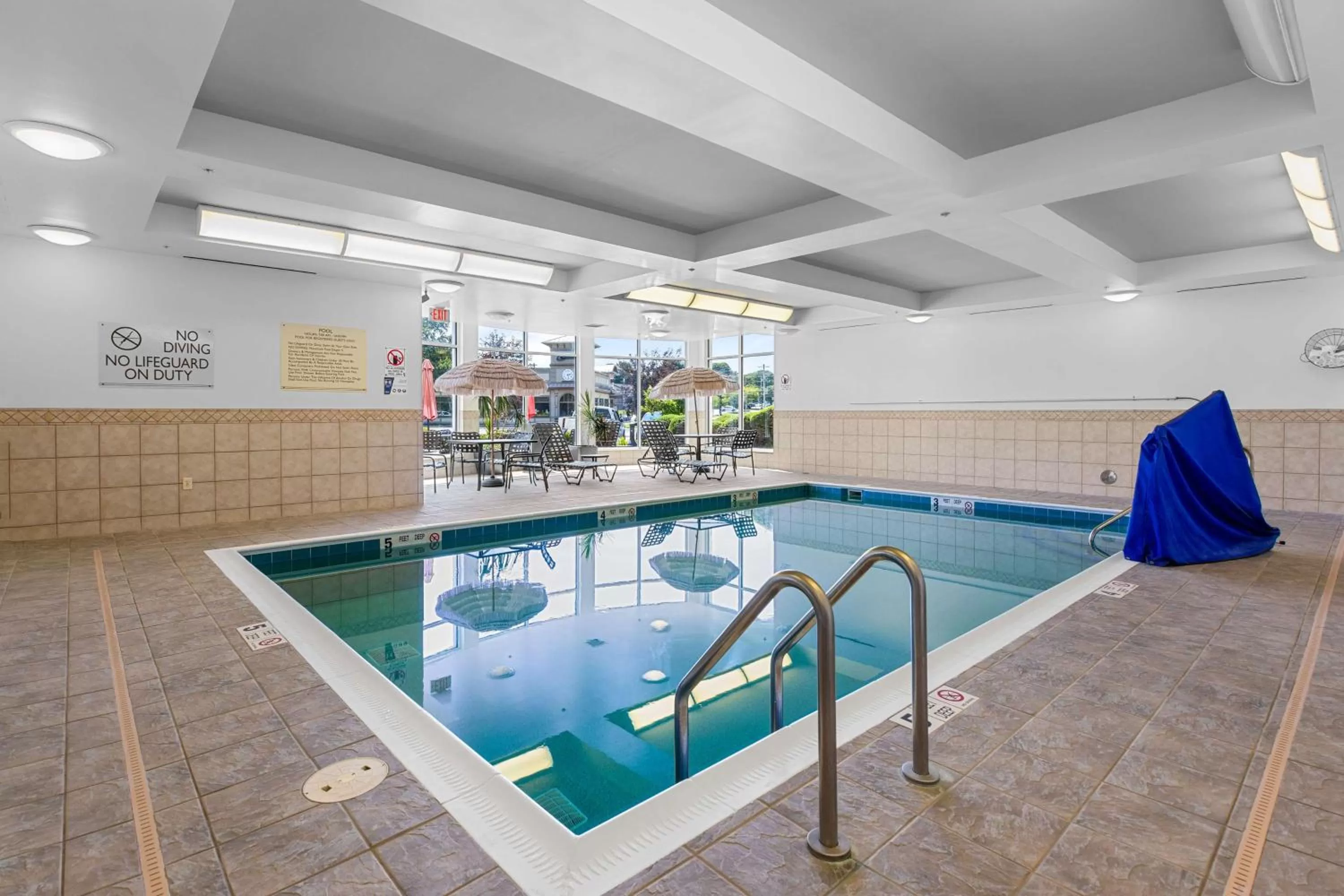 Pool view in Hilton Garden Inn Auburn