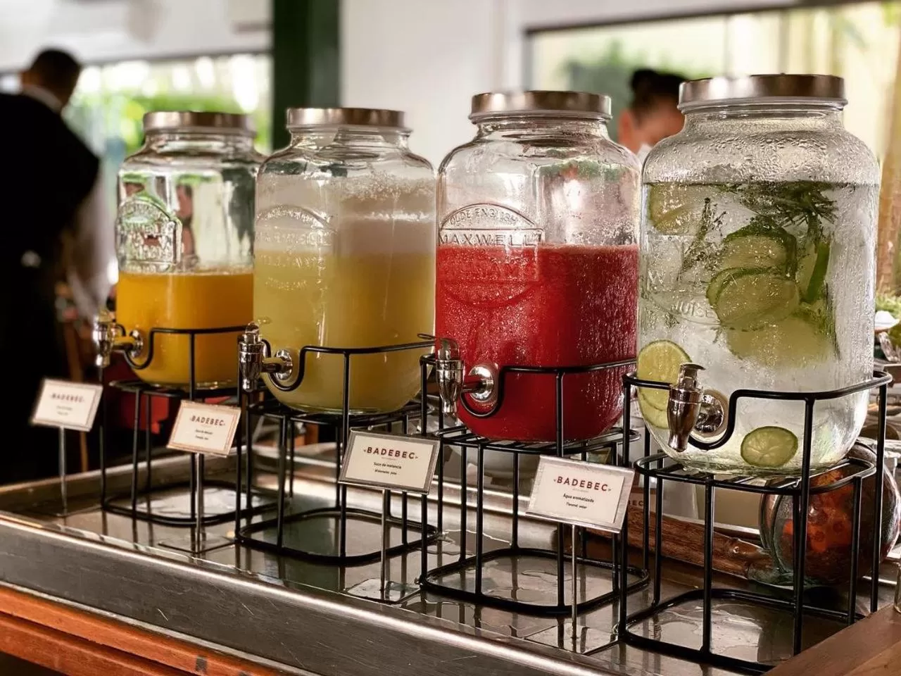 Restaurant/places to eat in Radisson Oscar Freire