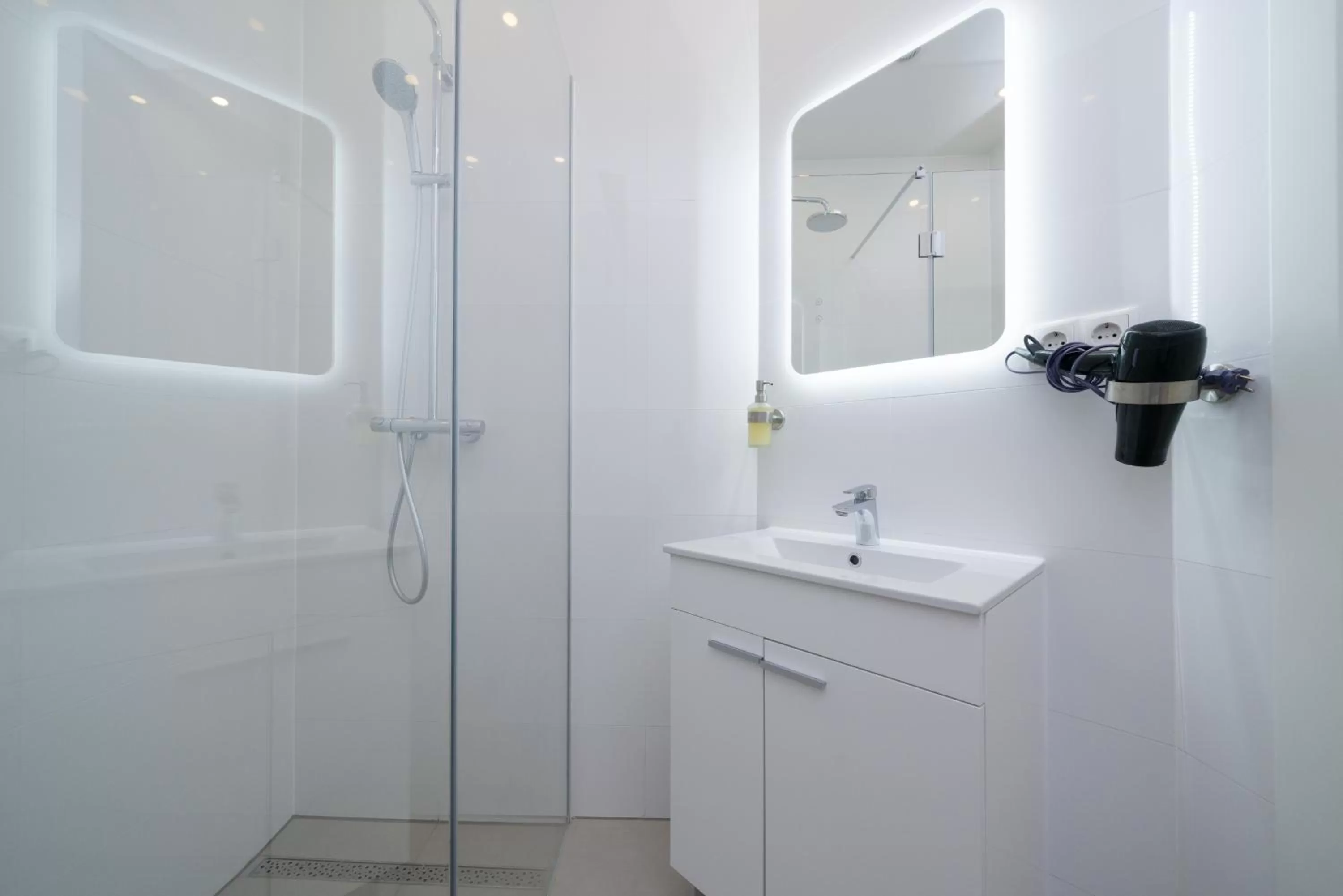 Vienna Stay Apartments or Rooms 1050