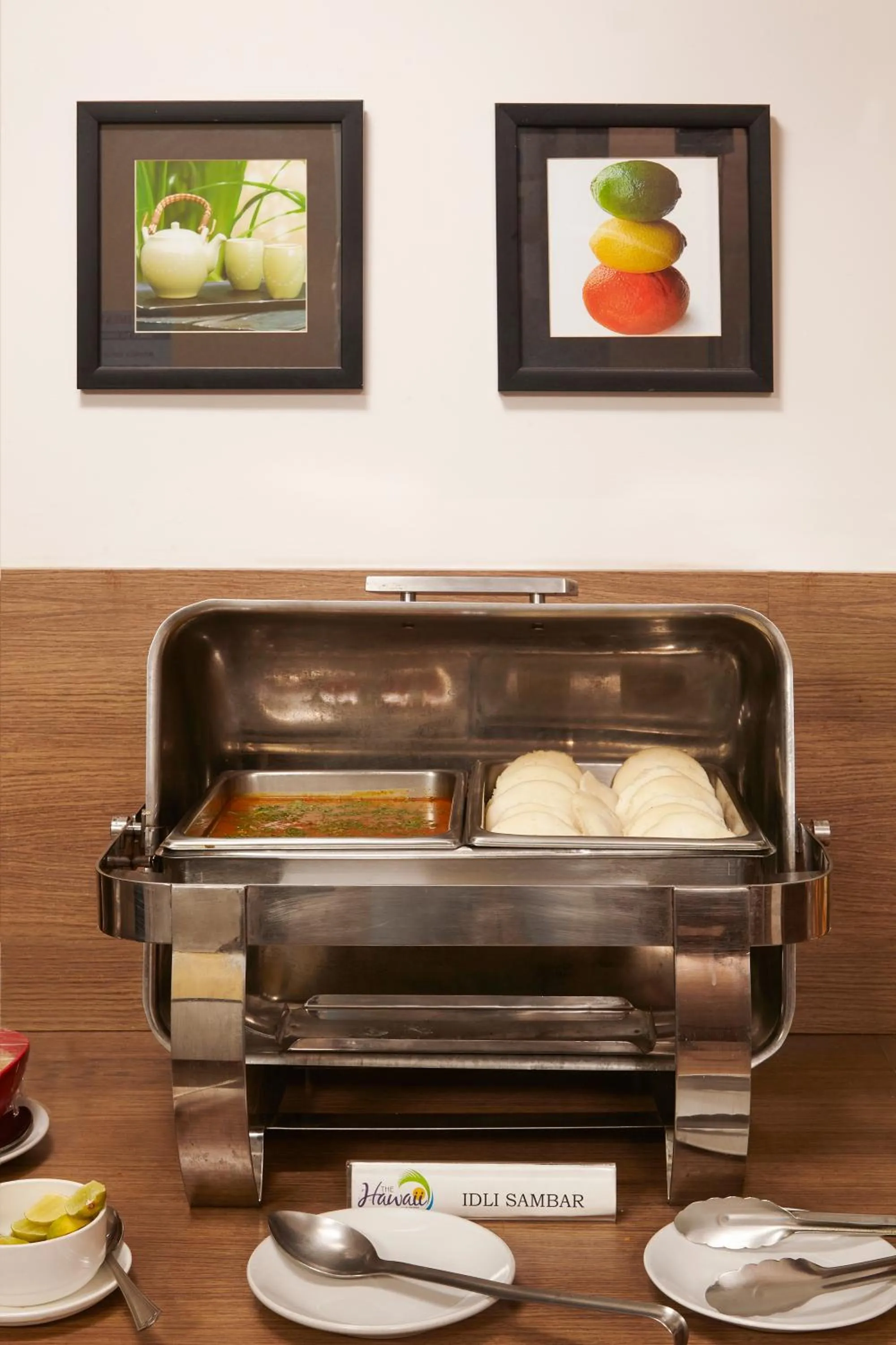 Breakfast in The Hawaii Comforts Panjim Donapaula