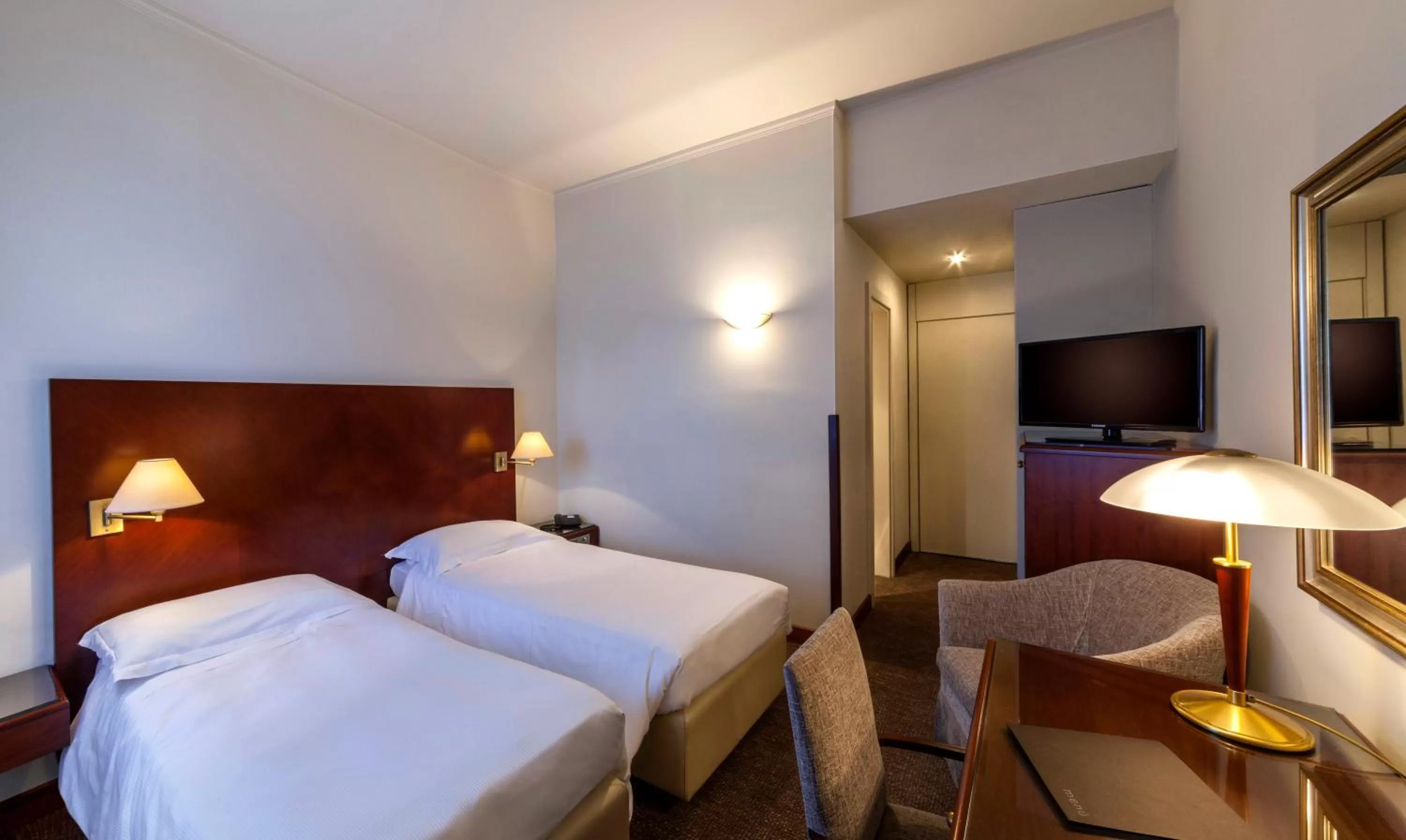 Bed in Peralba Autohotel