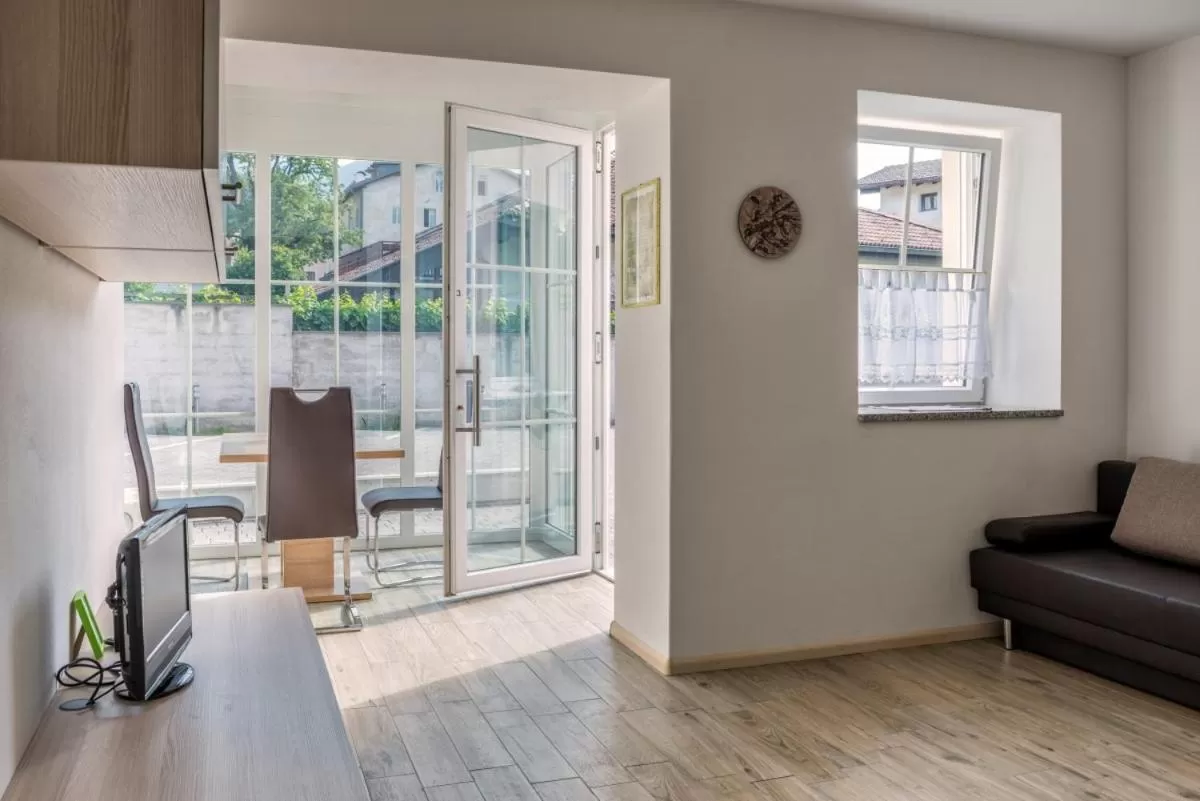 Living room, Seating Area in Apartment Residence Veronika