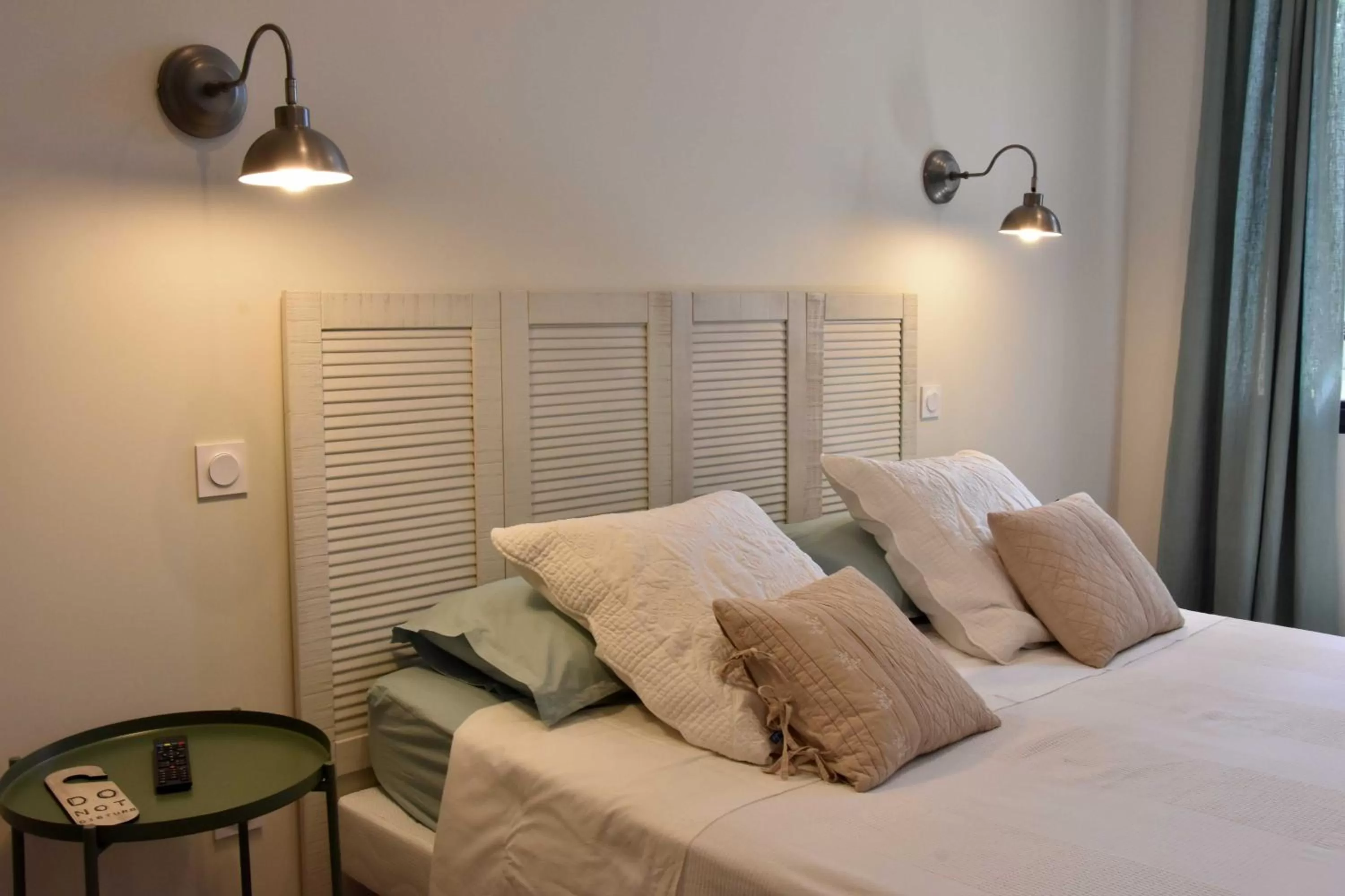 Bedroom, Bed in Domaine de Sévanes