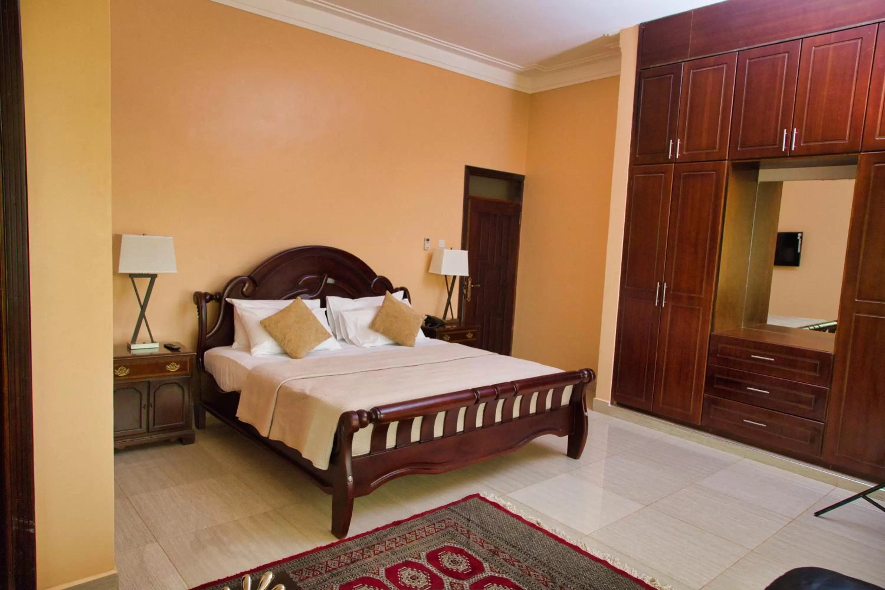 Bed in Lakepoint Villa