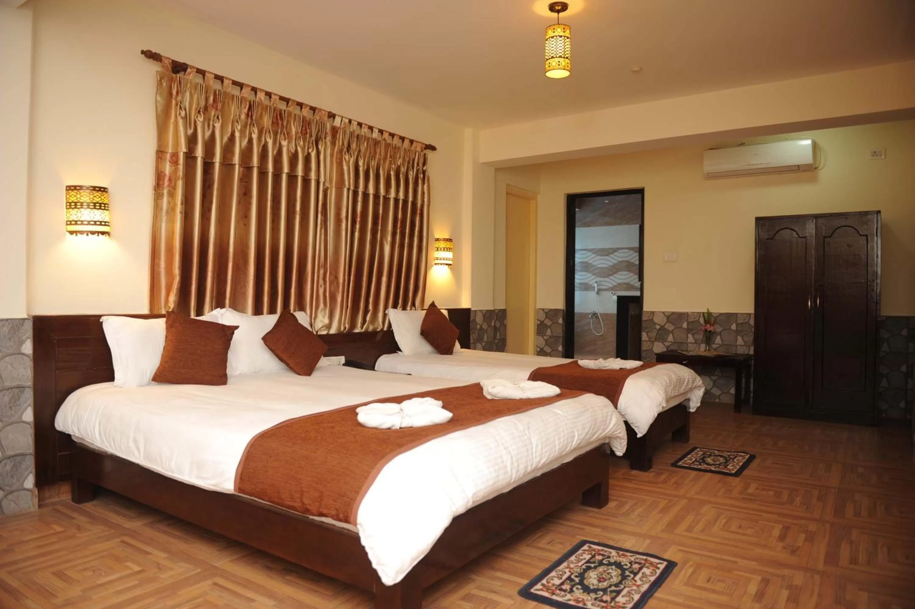 Photo of the whole room, Bed in Hotel Splendid View