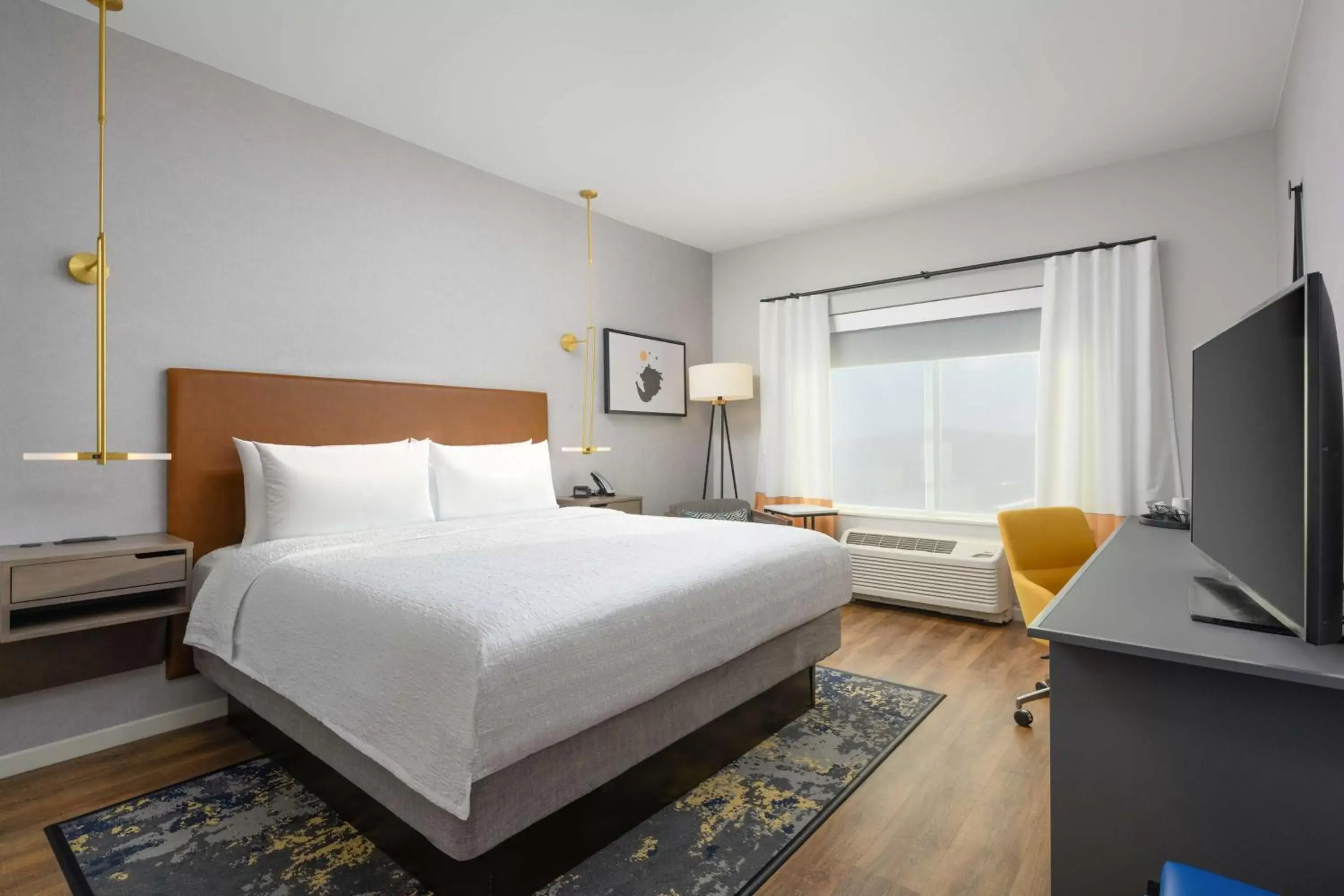 King Room in Hampton Inn & Suites Huntsville Downtown, Al King Room in Hampton Inn & Suites Huntsville Downtown, Al