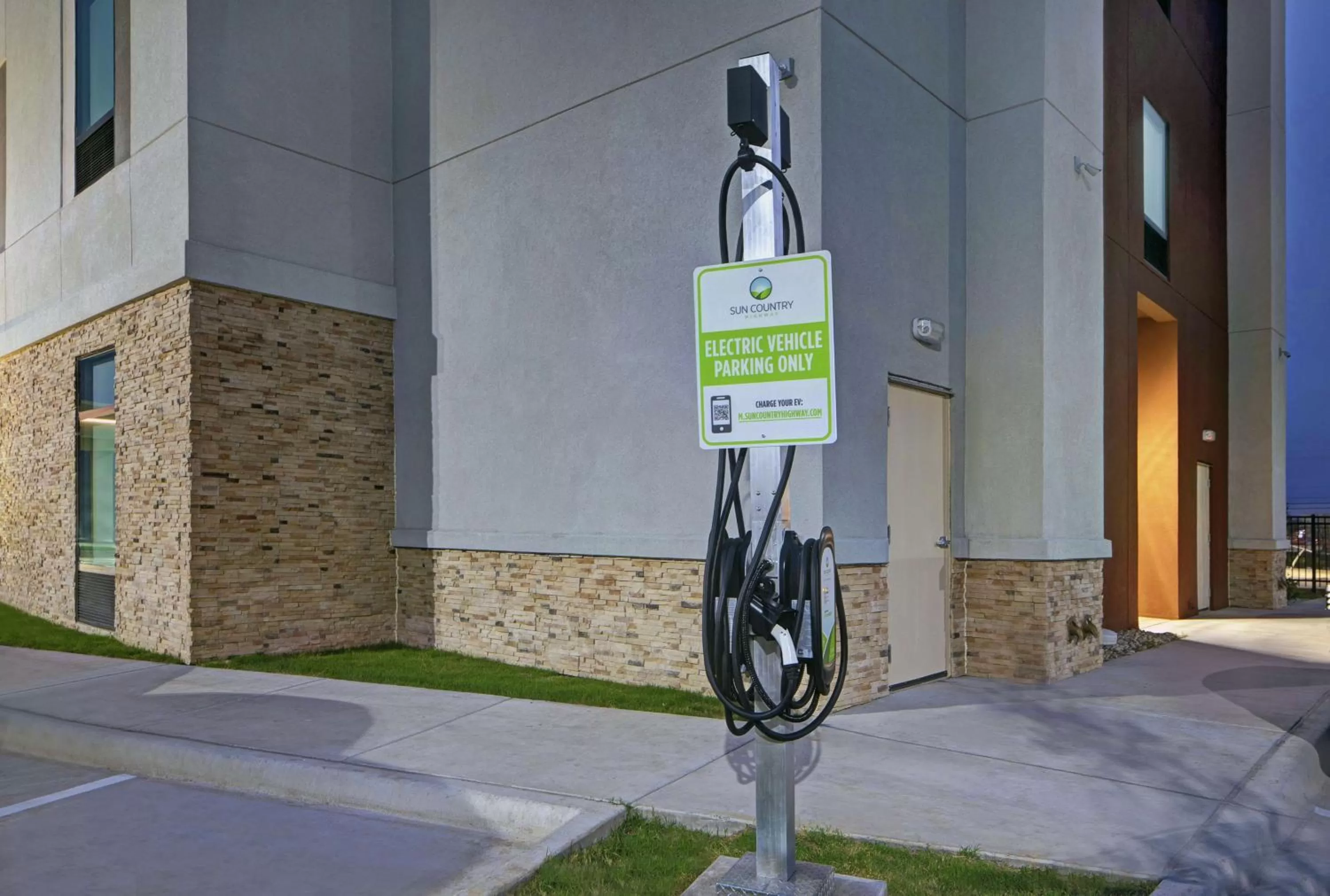 Property building in Hampton Inn Weslaco