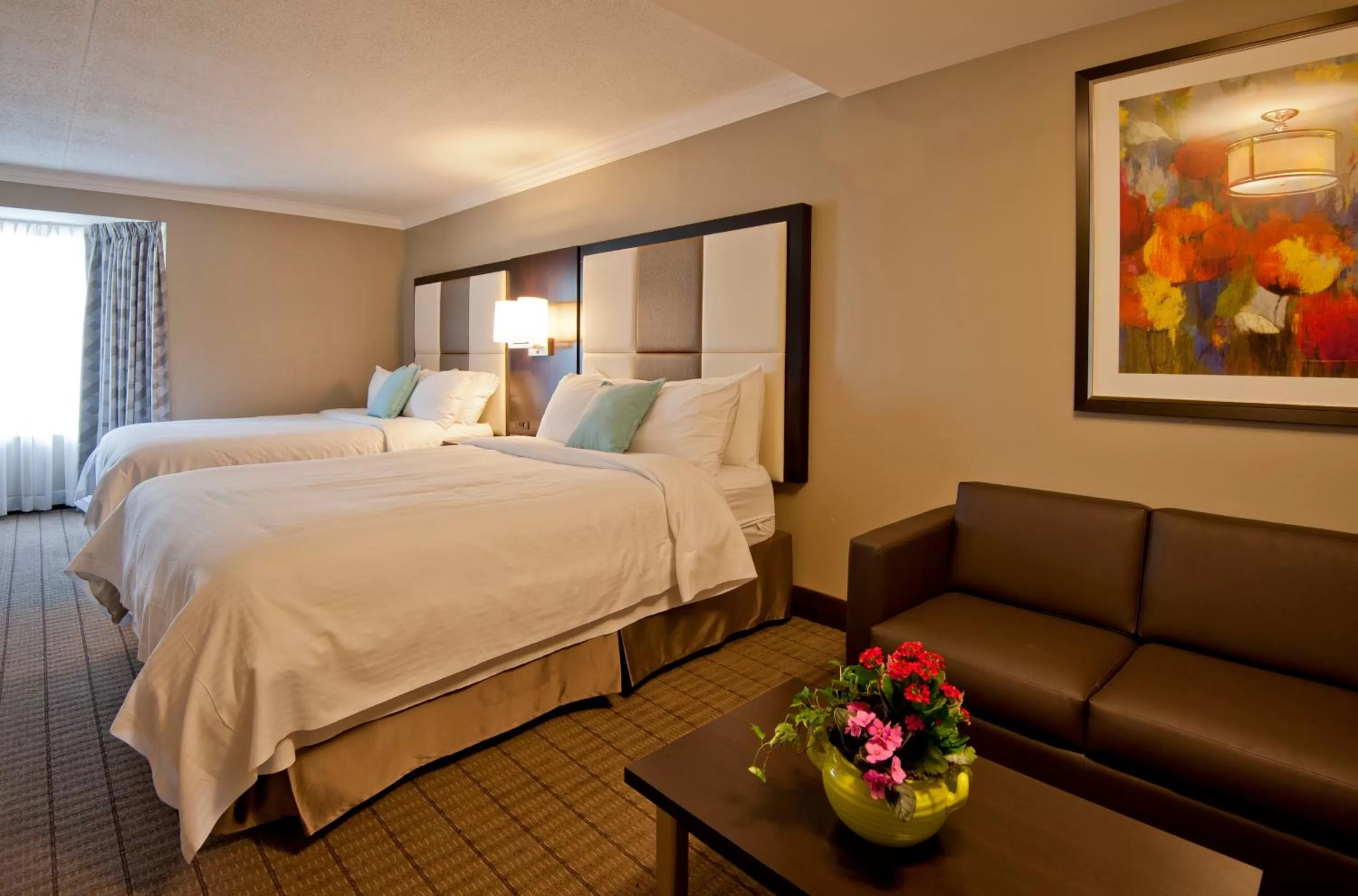 Bedroom, Bed in Visitor's Inn