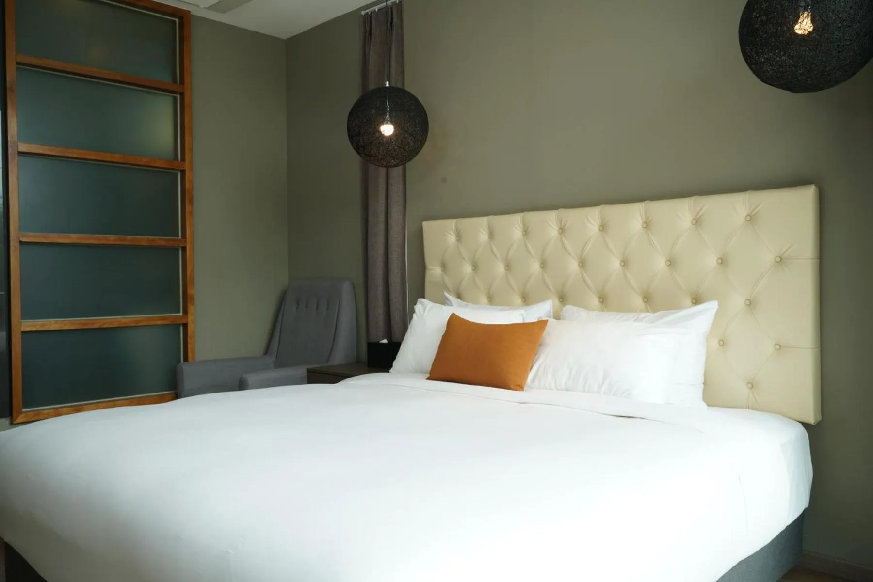 Bed in Jeju Hotel Scarboro