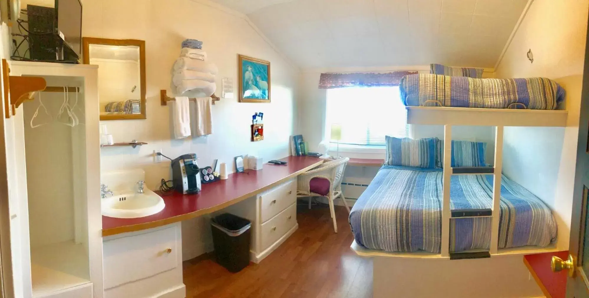 Inn - European Style Room #8 (Shared Bath) 1 double bed with twin bunk above (upstairs) in Driftwood Inn Inn - European Style Room #8 (Shared Bath) 1 double bed with twin bunk above (upstairs) in Driftwood Inn