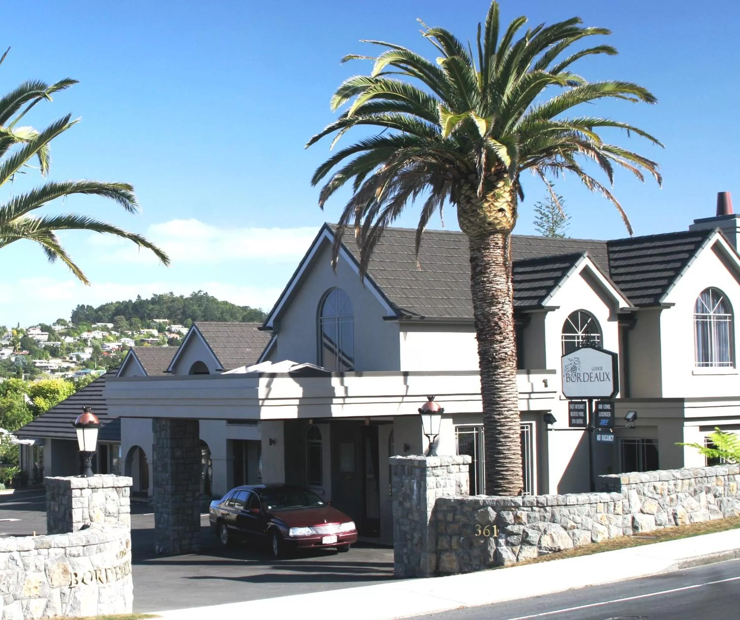 Property building in Lodge Bordeaux