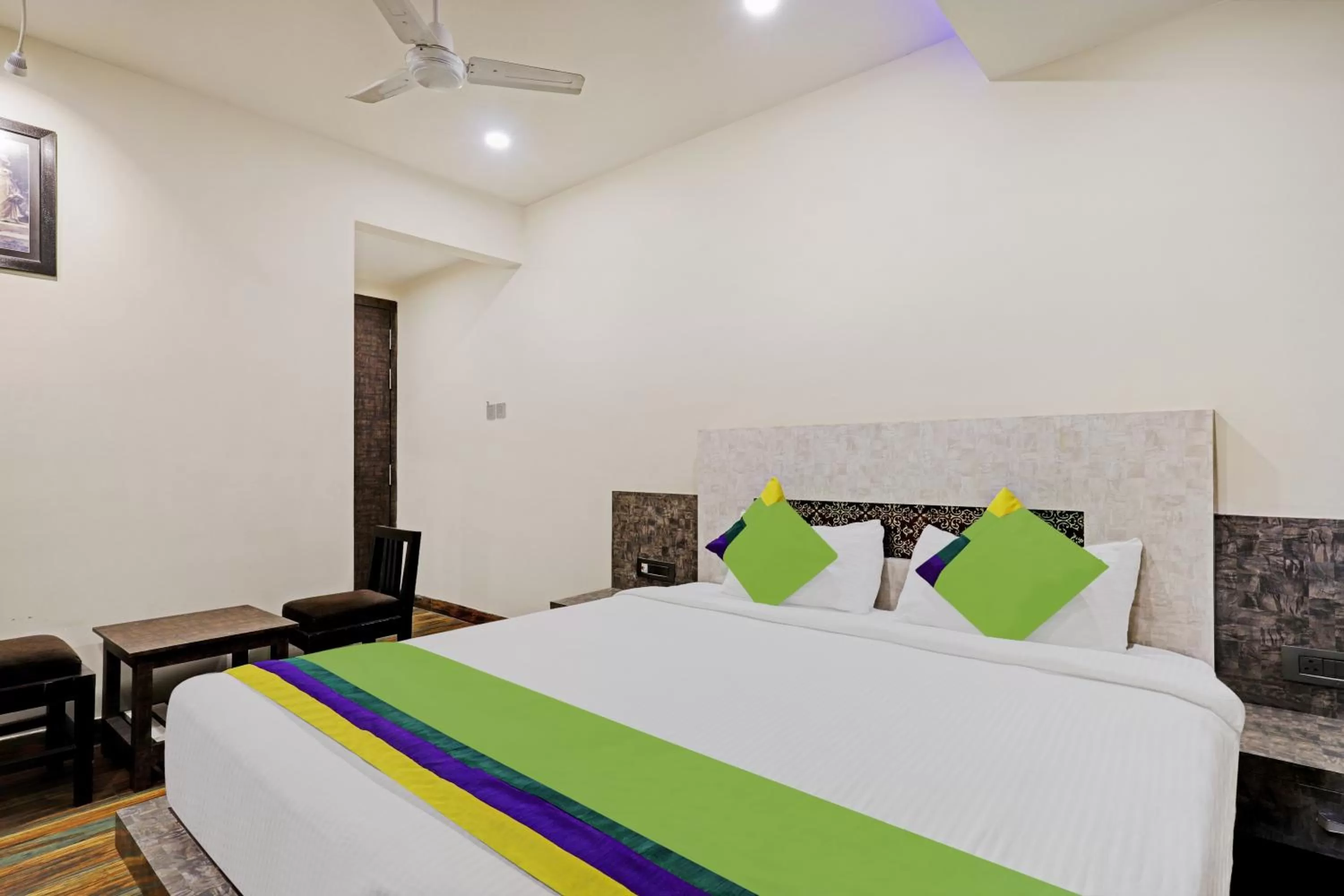 Bedroom, Bed in Itsy Hotels Ransu Residency