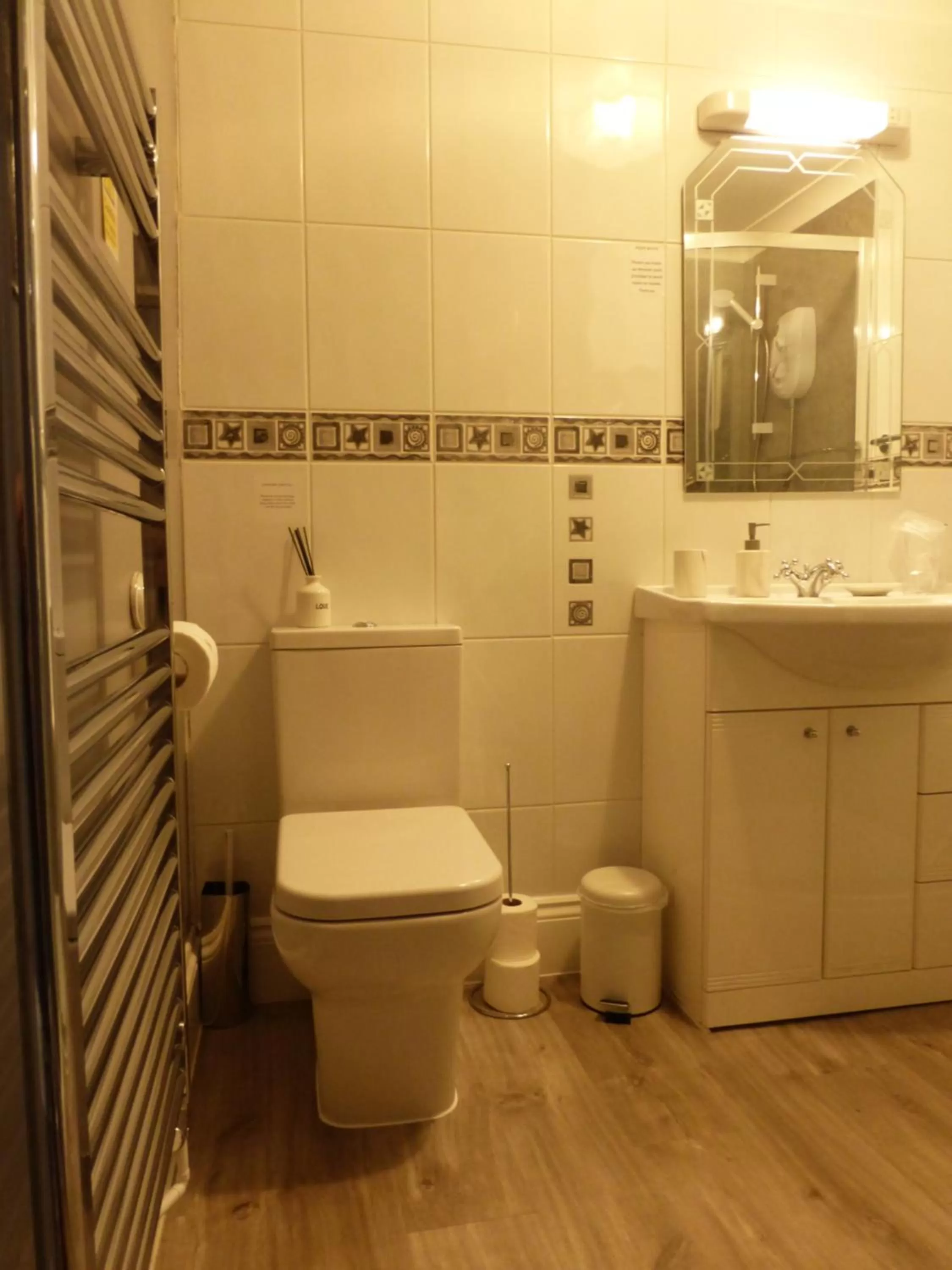 Bathroom in Blenheim House