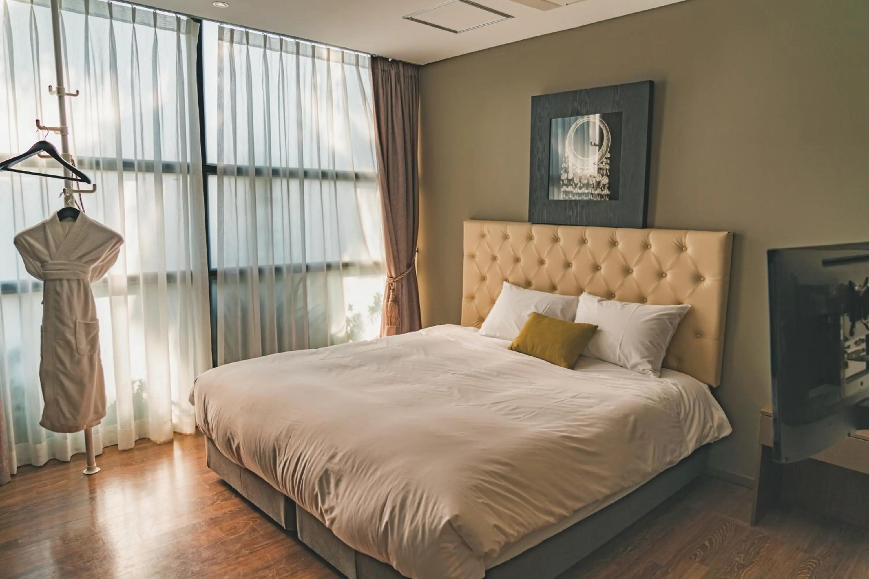 Bed in Jeju Hotel Scarboro