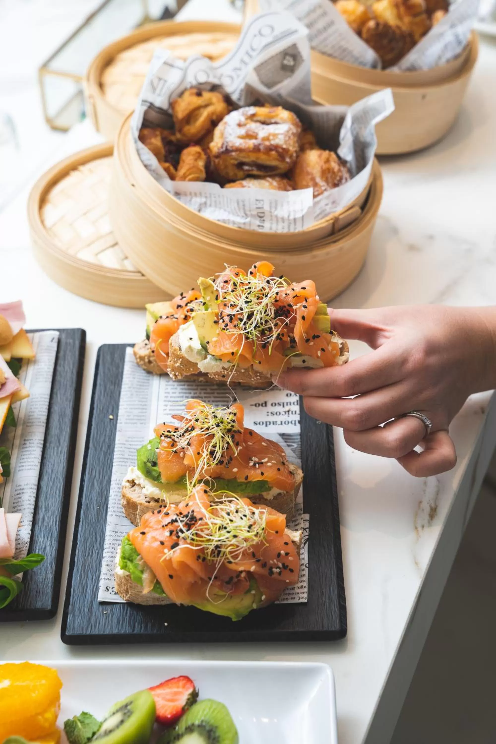 Food and drinks in Iberostar Selection Paseo de Gracia 4 Sup