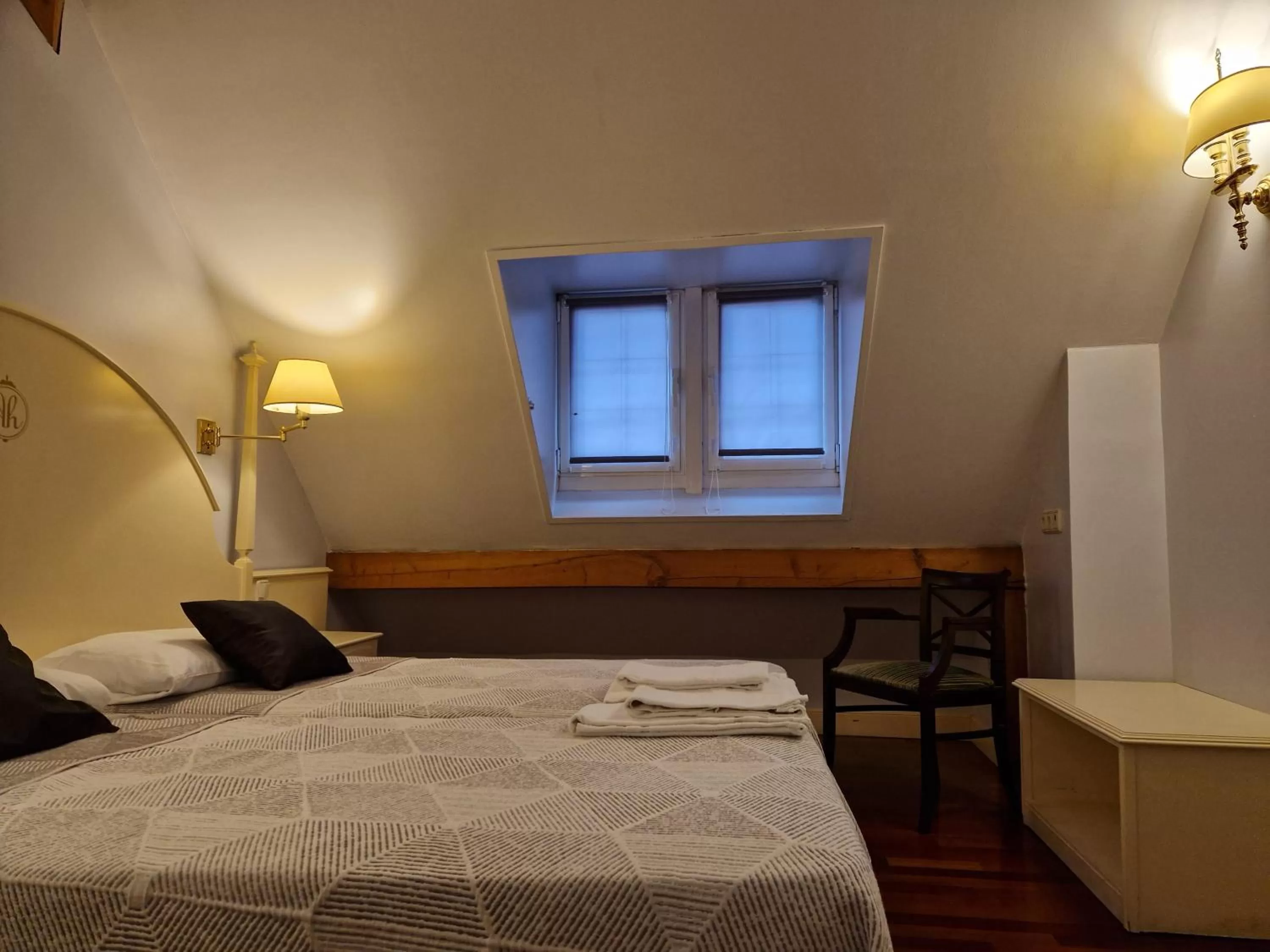 Bed in Hotel Harrison Etxea