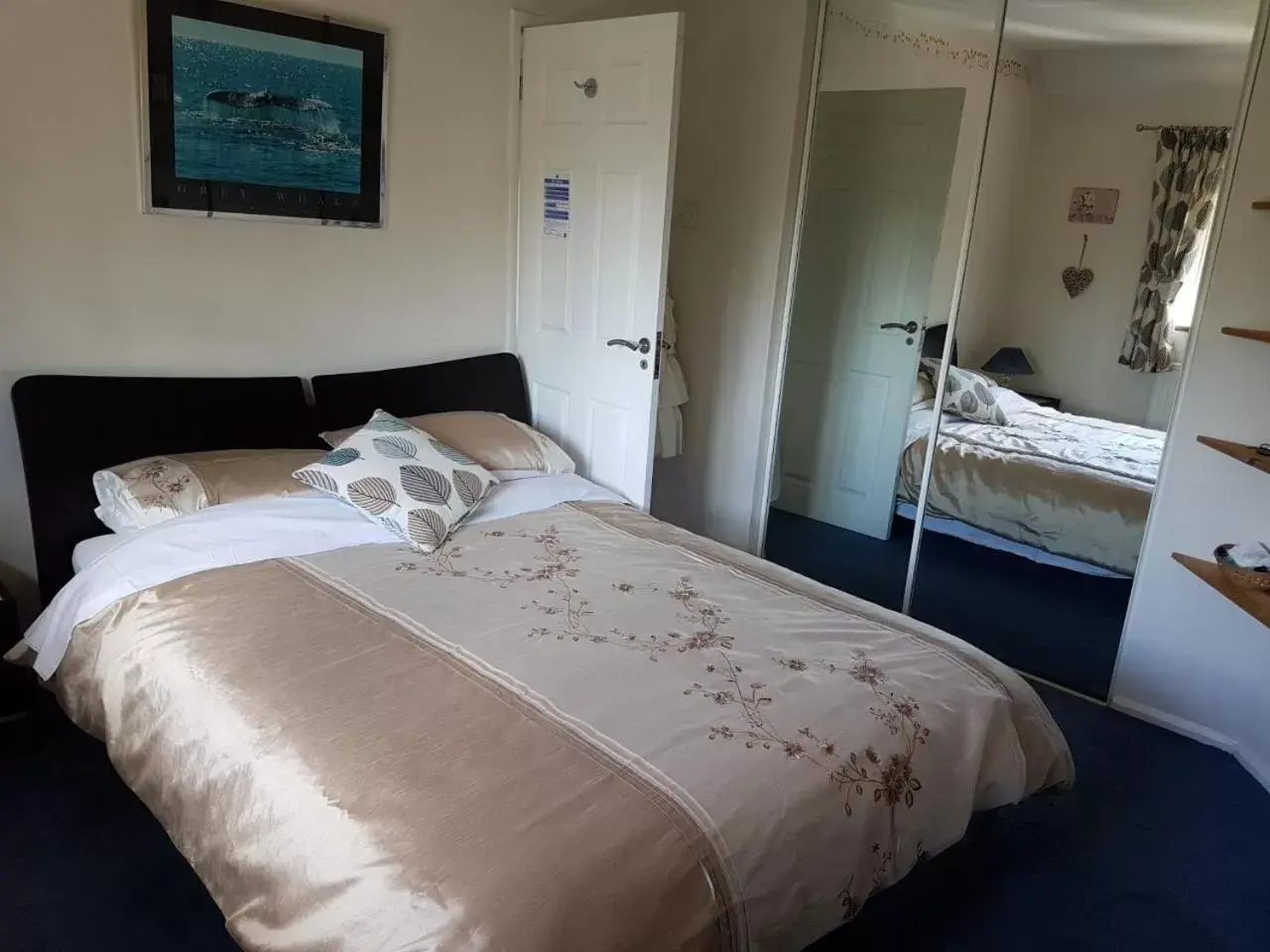 Chimneys B&B Chimneys B&B