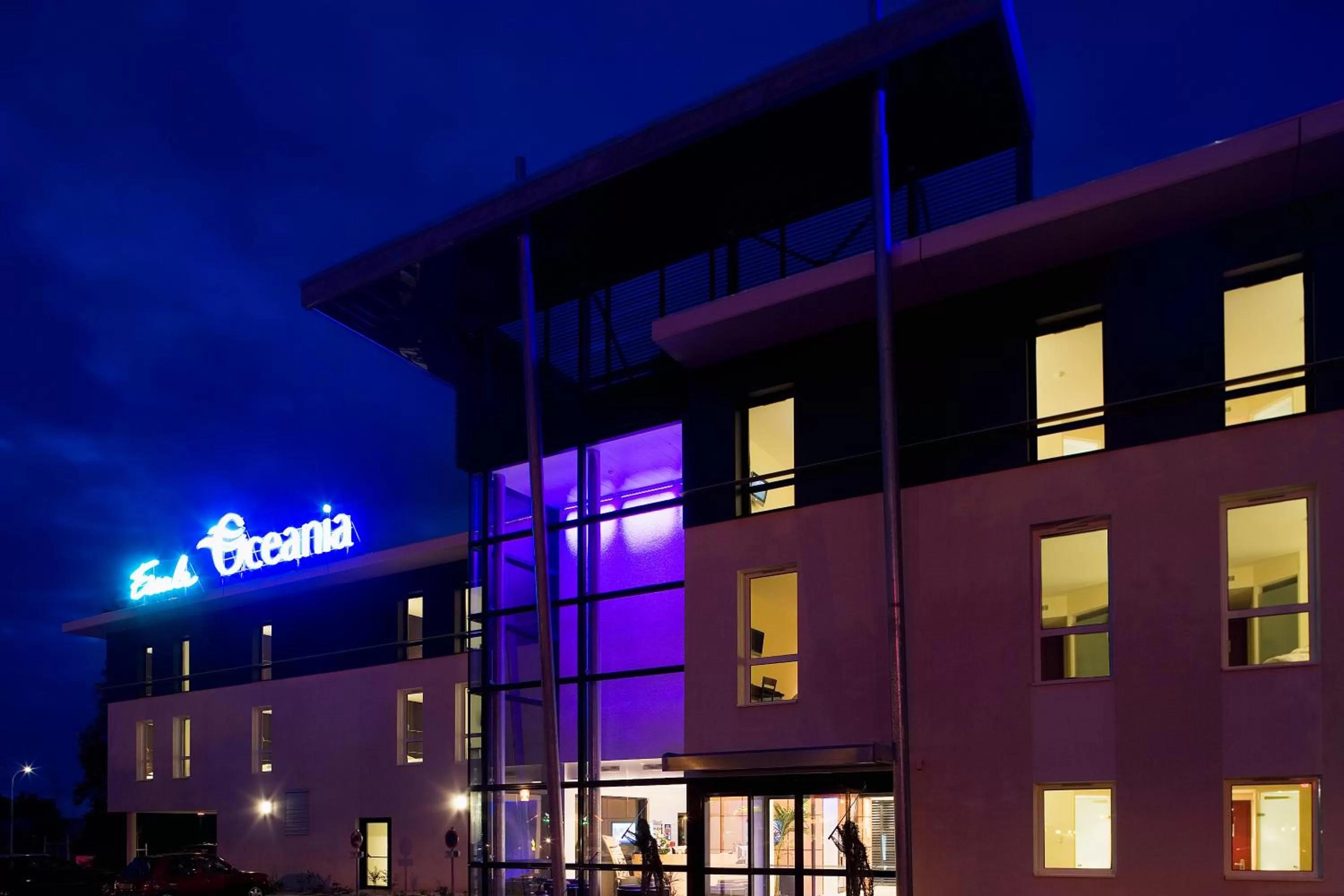 Property building in Escale Oceania Rennes Cap Malo