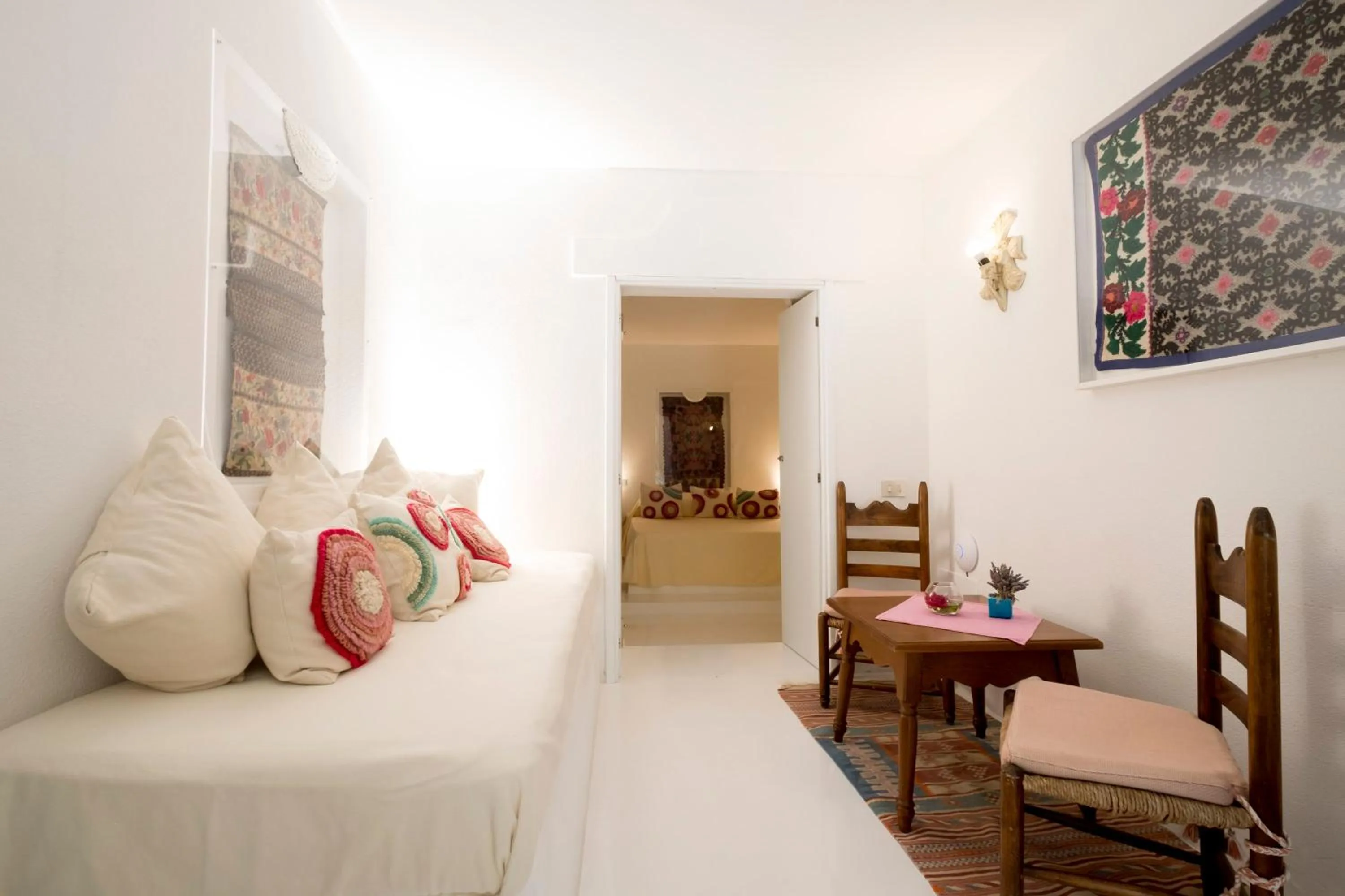 Bed in Su Gologone Experience Hotel