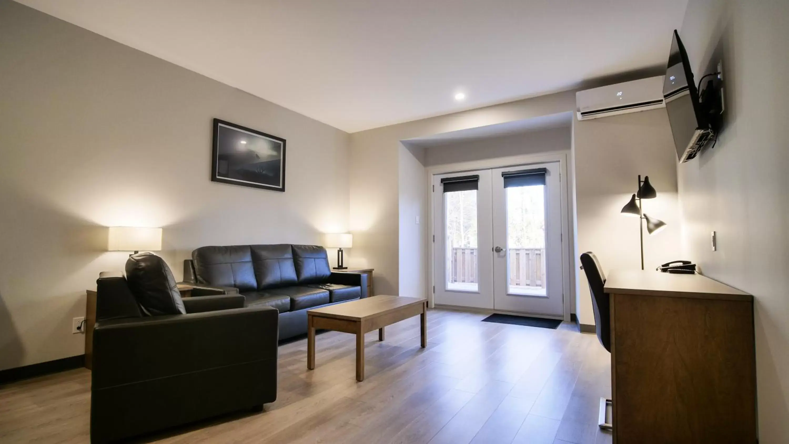 One-Bedroom Apartment in Motel L'Abri One-Bedroom Apartment in Motel L'Abri