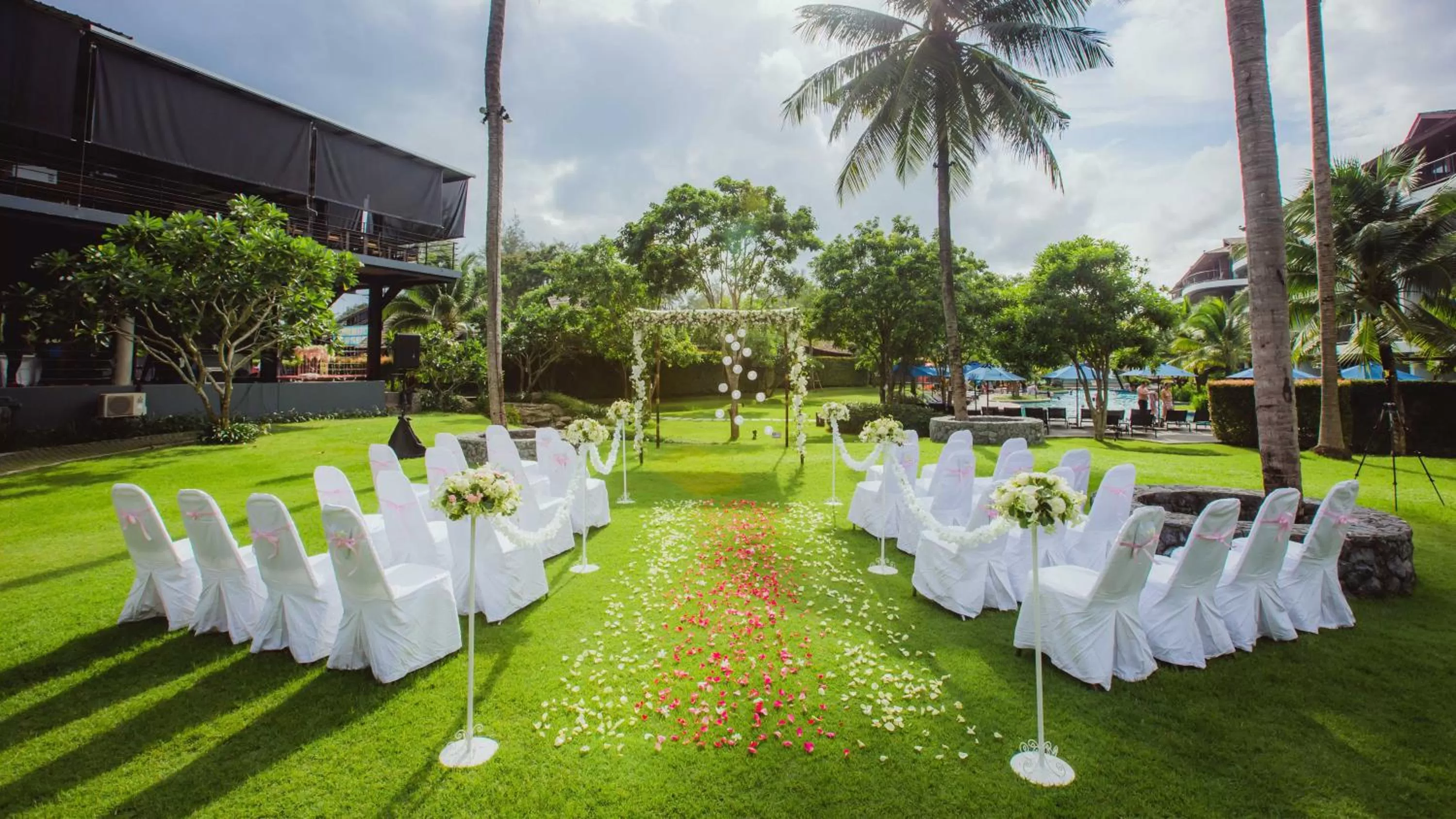 Meeting/conference room in Holiday Ao Nang Beach Resort, Krabi