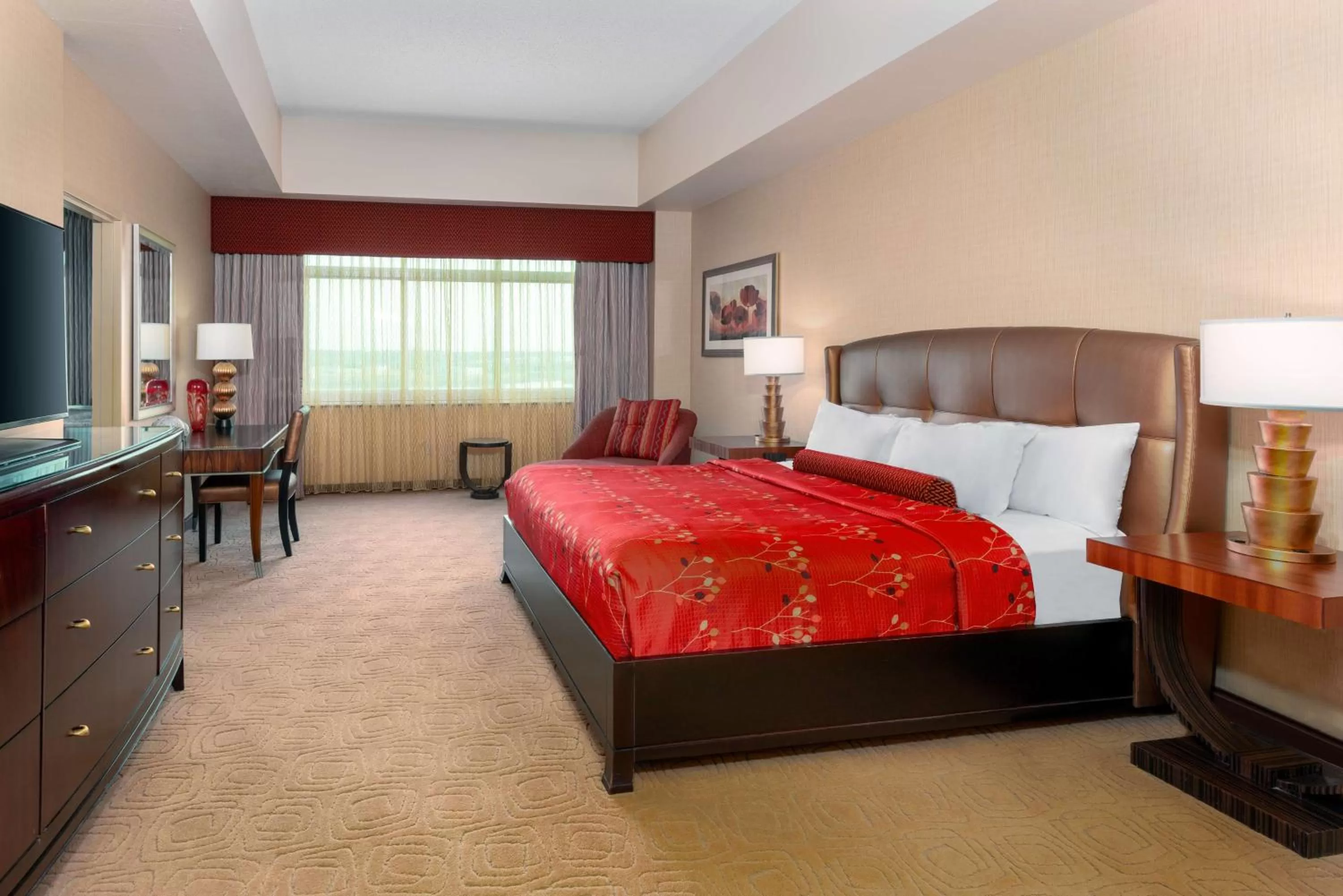 One-Bedroom King Suite - Disability Access Roll in Shower/Non-Smoking in Embassy Suites Omaha- La Vista/ Hotel & Conference Center