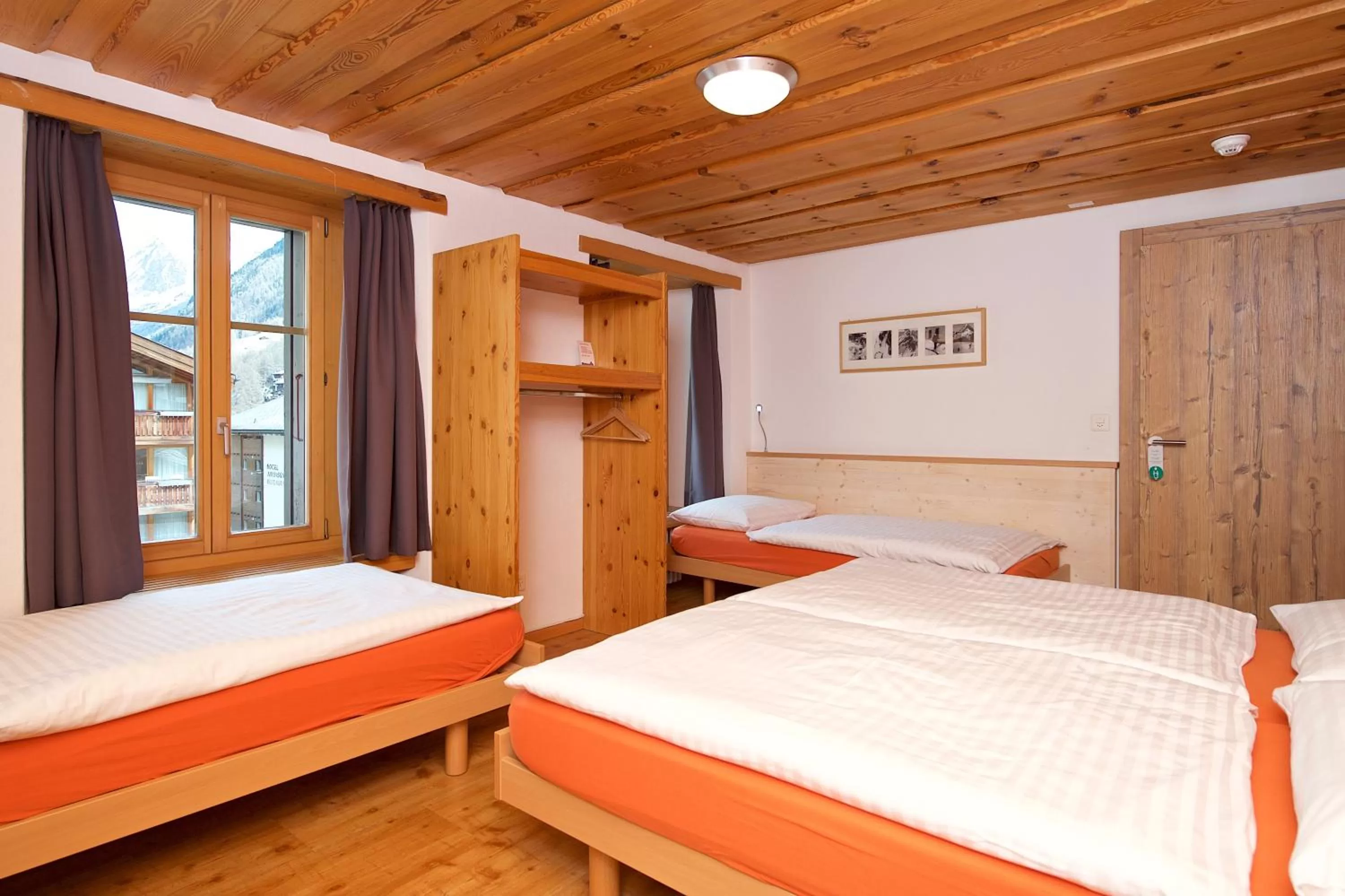 Bed in Hotel Bahnhof