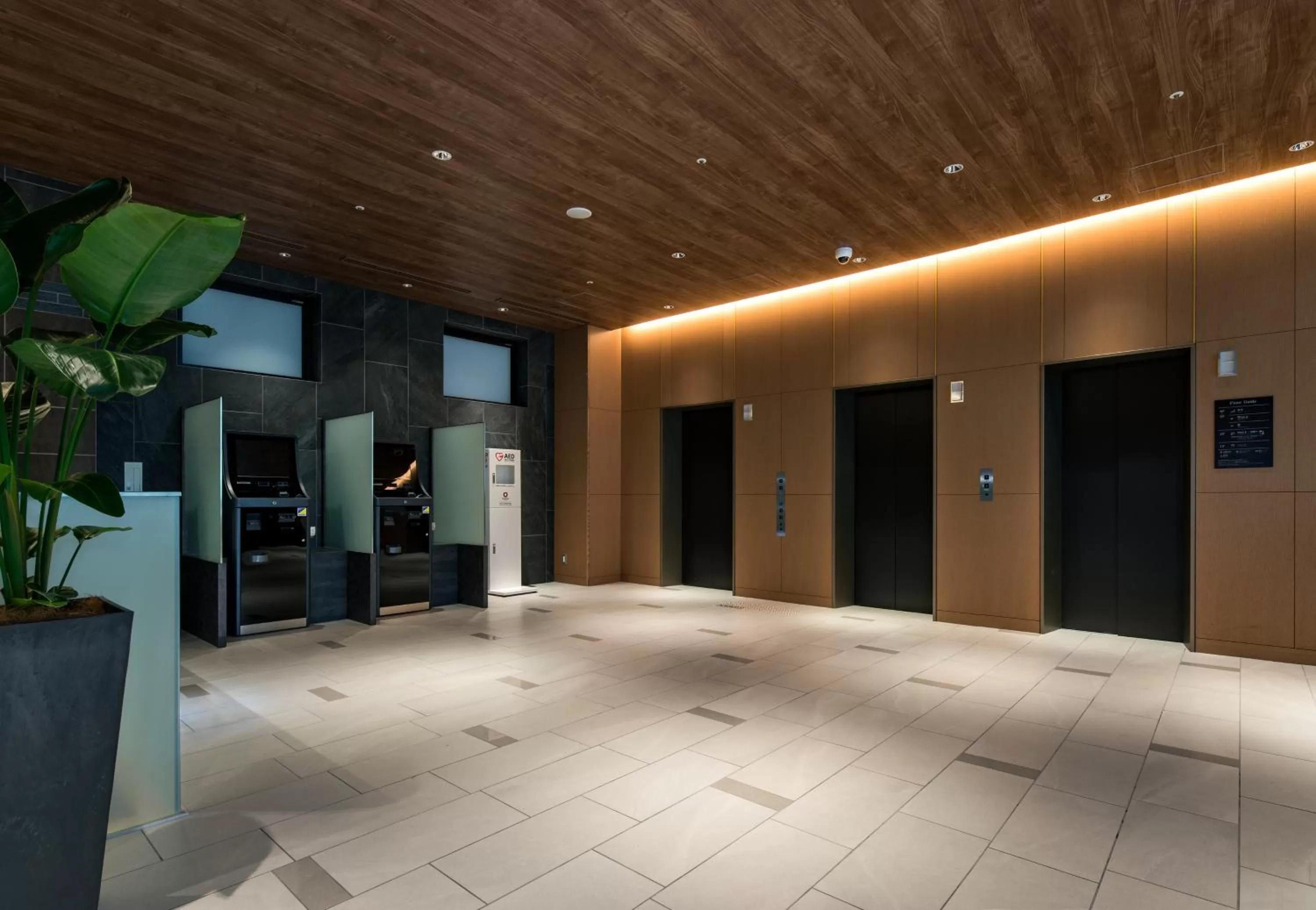 Lobby or reception in Daiwa Roynet Hotel Hakata Reisen PREMIER