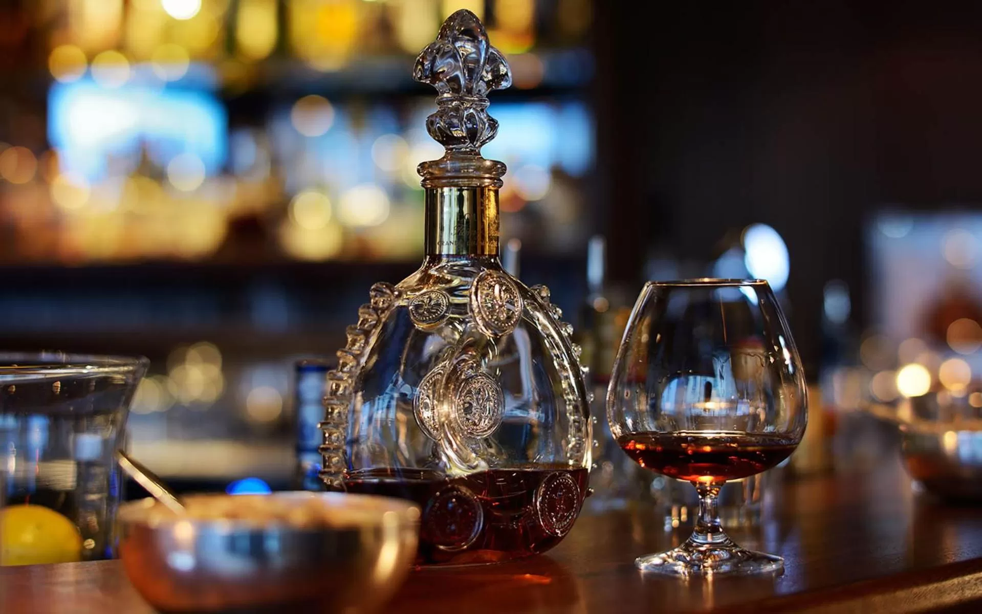 Alcoholic drinks in Crystal Hotel superior