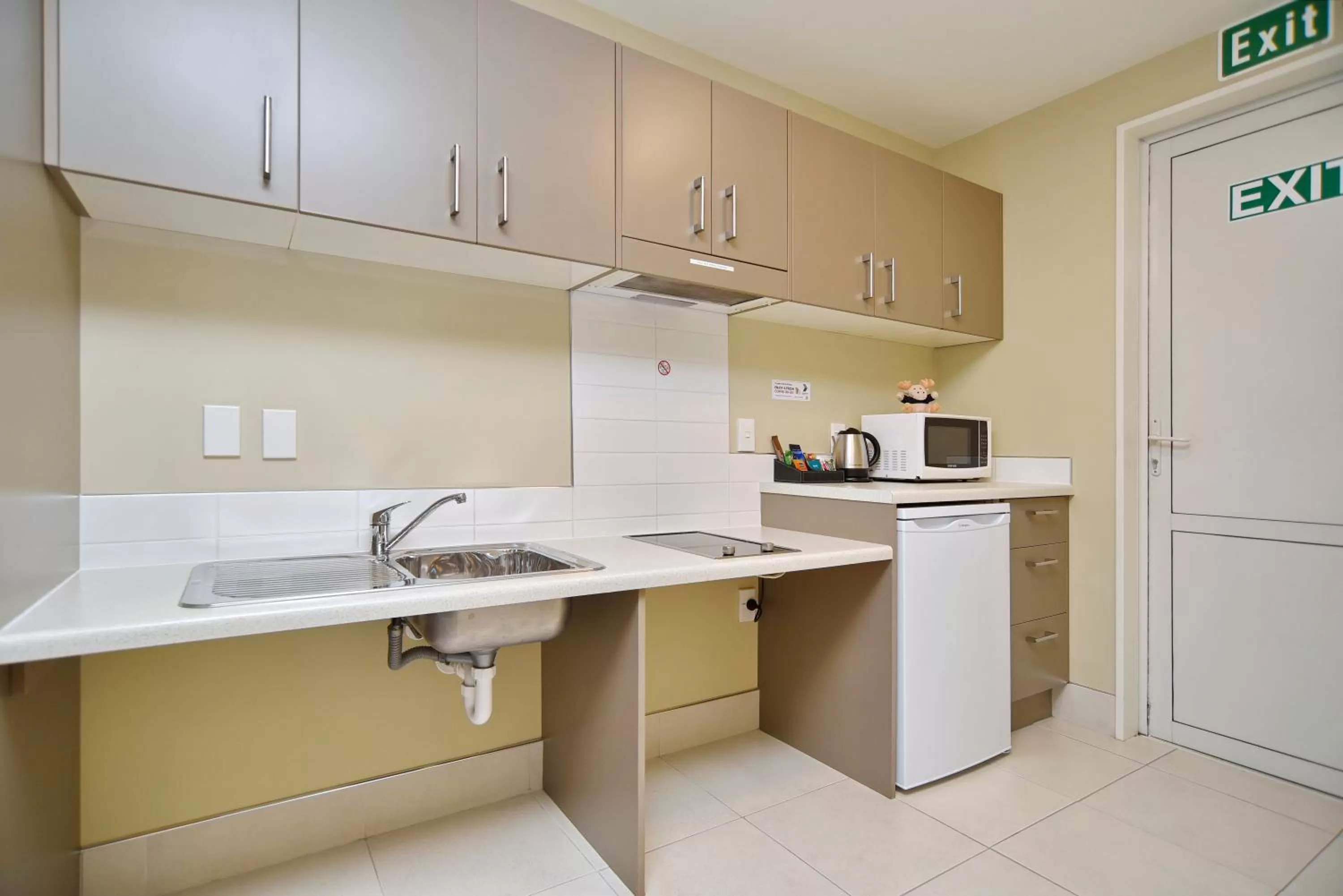 Coffee/tea facilities, Kitchen/Kitchenette in The Riverstone