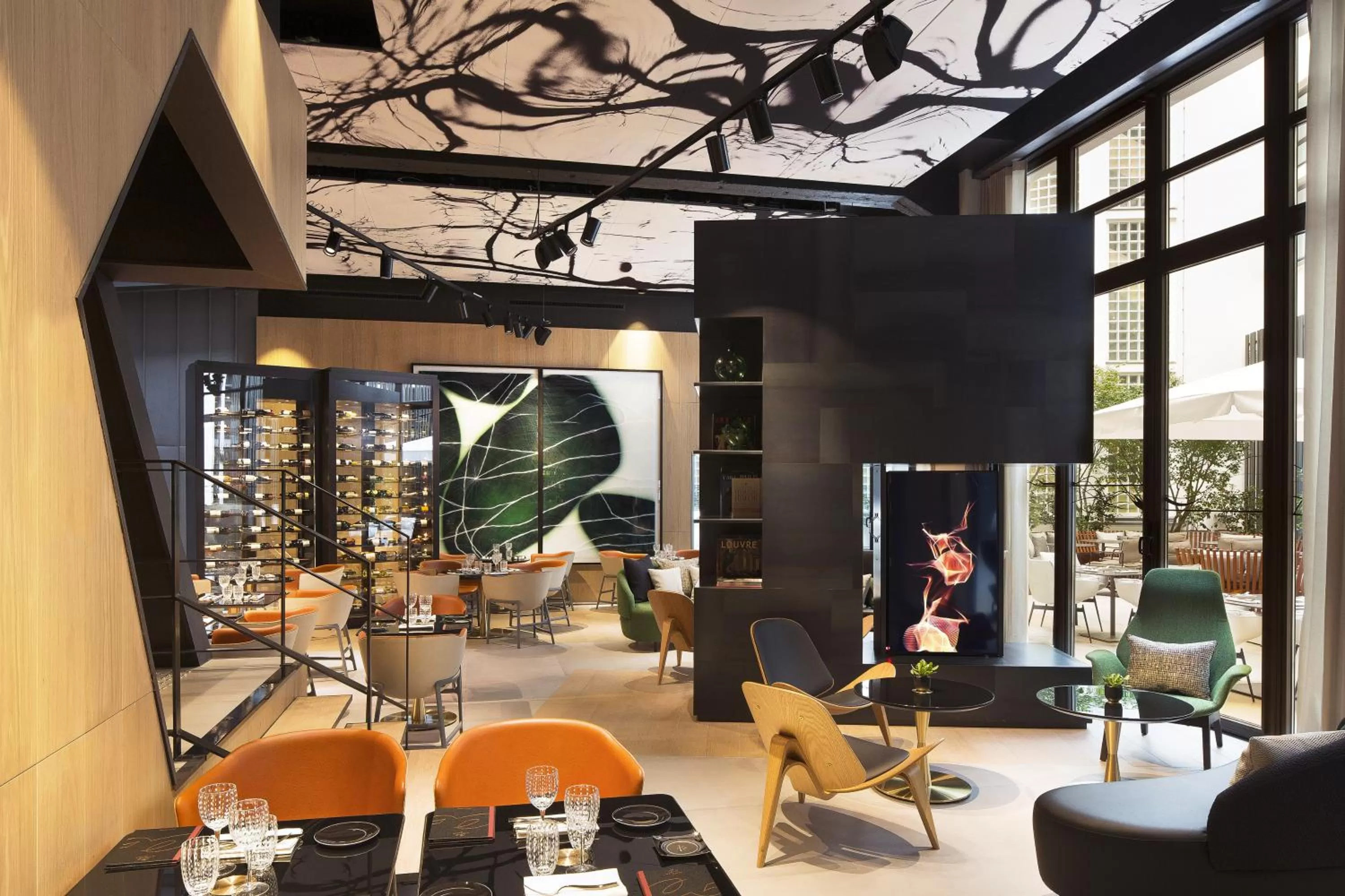 Restaurant/places to eat in Le Cinq Codet